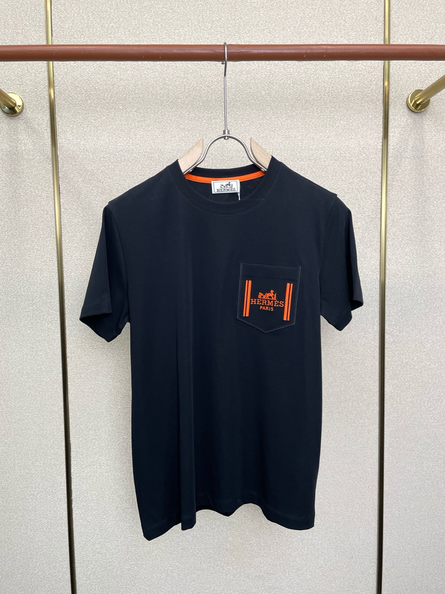 。Hermès爱马仕💥独家专供新款原单男士休闲短袖 高端定制 高端版本 时尚百搭爆款⚠️⚠️✨✨进口面料