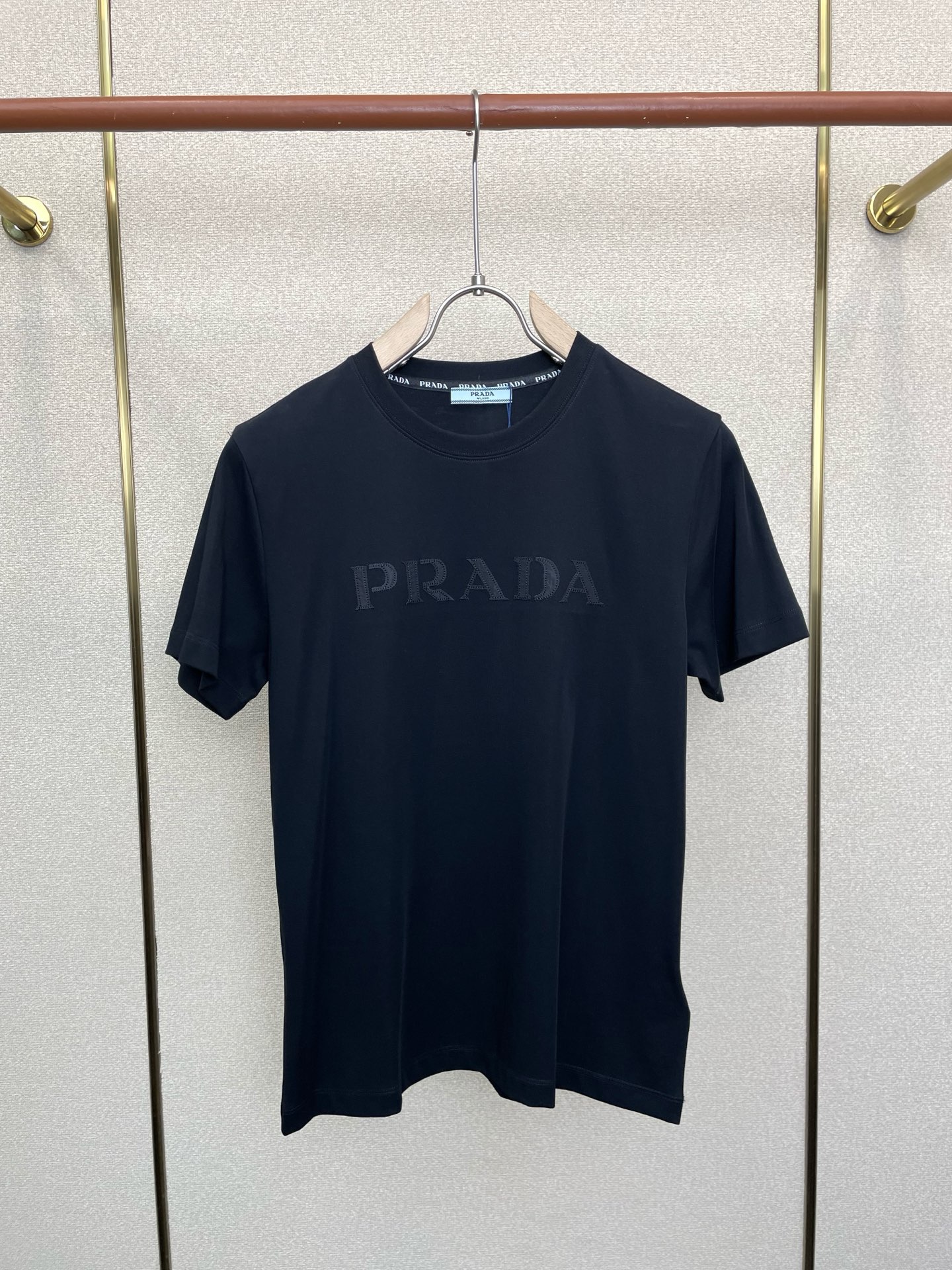 。Prada普拉达💥独家专供新款原单男士休闲短袖 高端定制 高端版本 时尚百搭爆款⚠️⚠️✨✨进口面料 