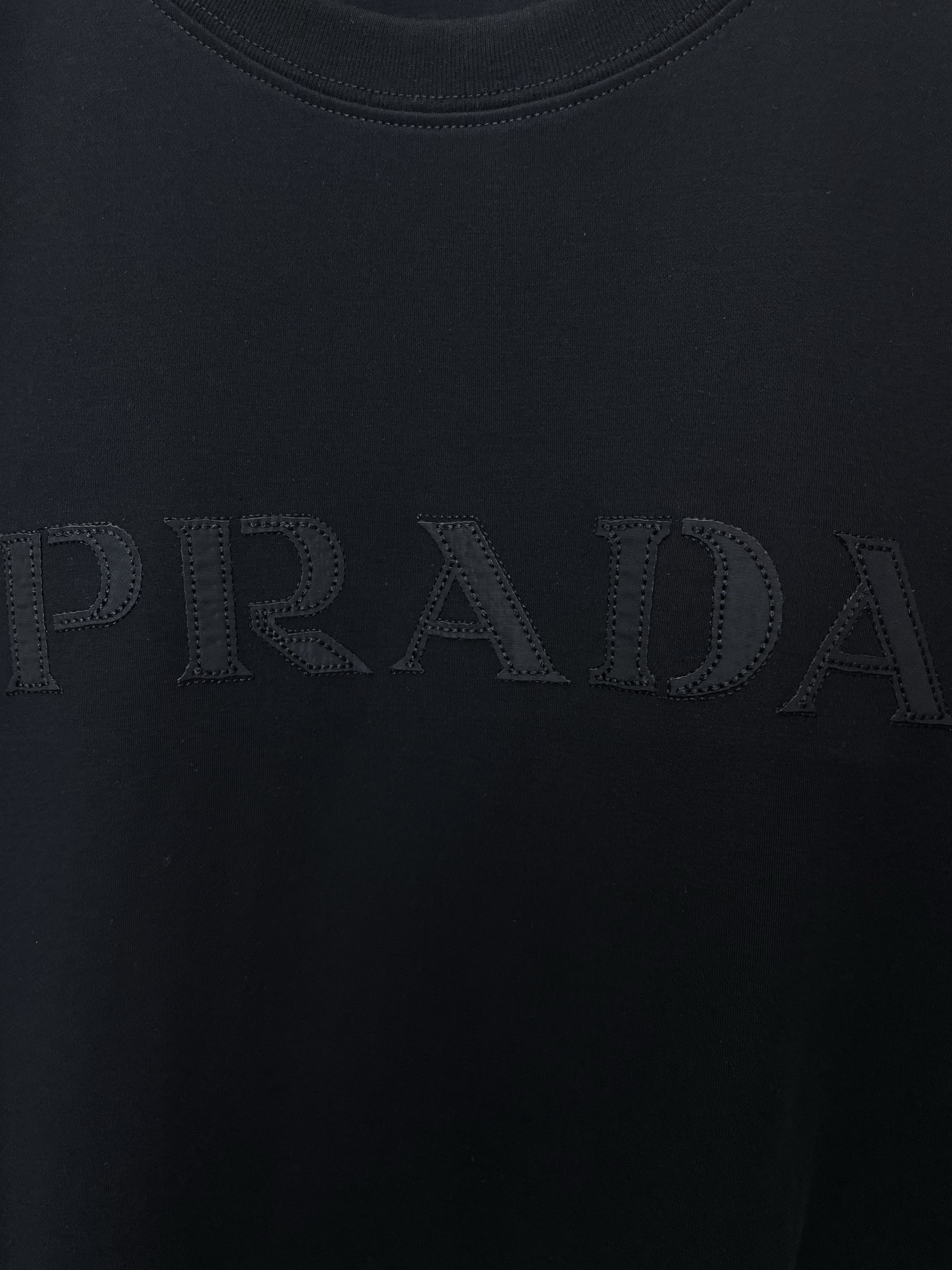 。Prada普拉达💥独家专供新款原单男士休闲短袖 高端定制 高端版本 时尚百搭爆款⚠️⚠️✨✨进口面料 