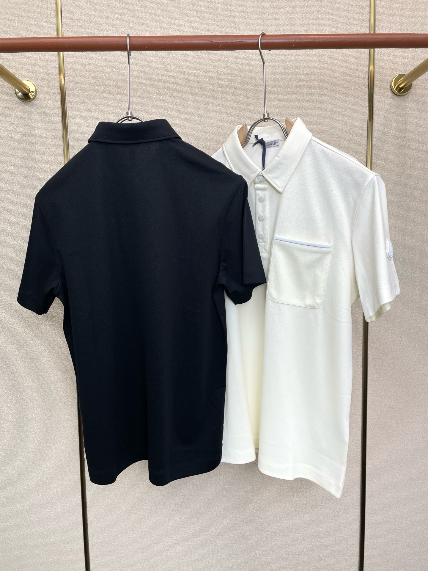 。Moncler蒙口💥独家专供新款原单男士休闲短袖 高端定制 高端版本 时尚百搭爆款⚠️⚠️✨✨进口面料
