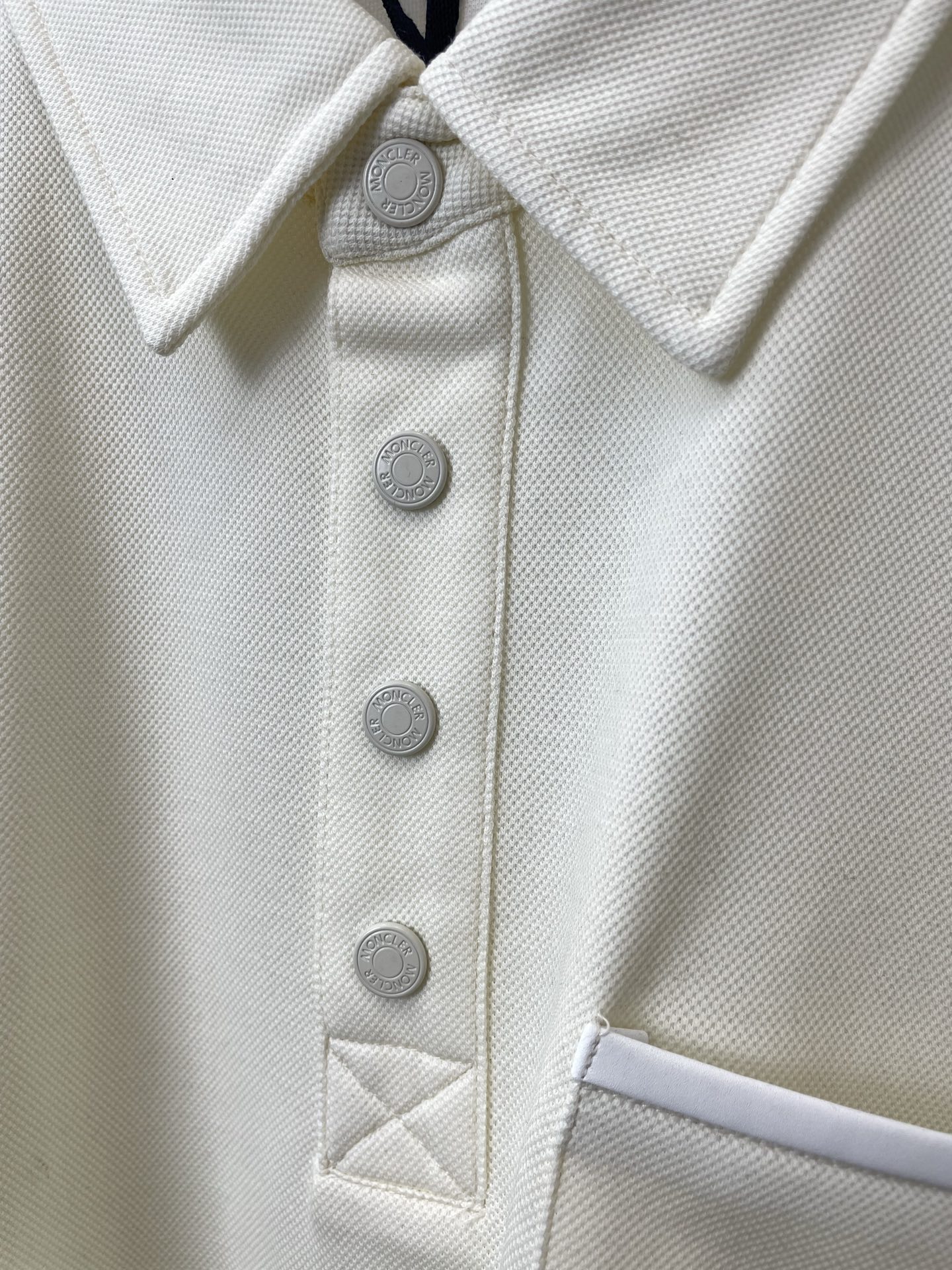 。Moncler蒙口💥独家专供新款原单男士休闲短袖 高端定制 高端版本 时尚百搭爆款⚠️⚠️✨✨进口面料