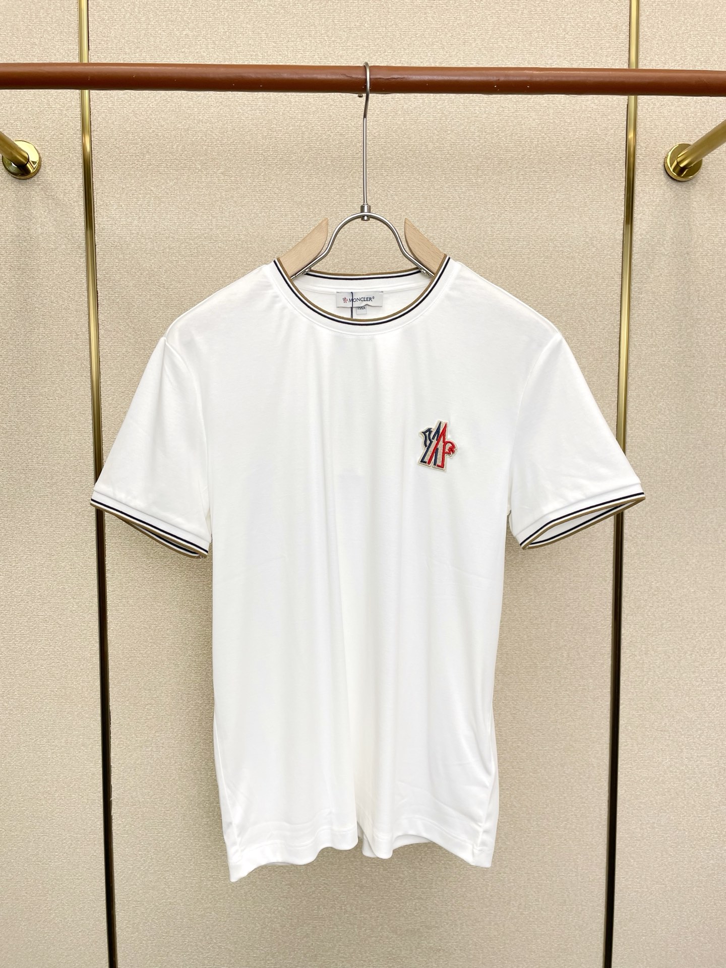 。Moncler蒙口💥独家专供新款原单男士休闲短袖 高端定制 高端版本 时尚百搭爆款⚠️⚠️✨✨进口面料