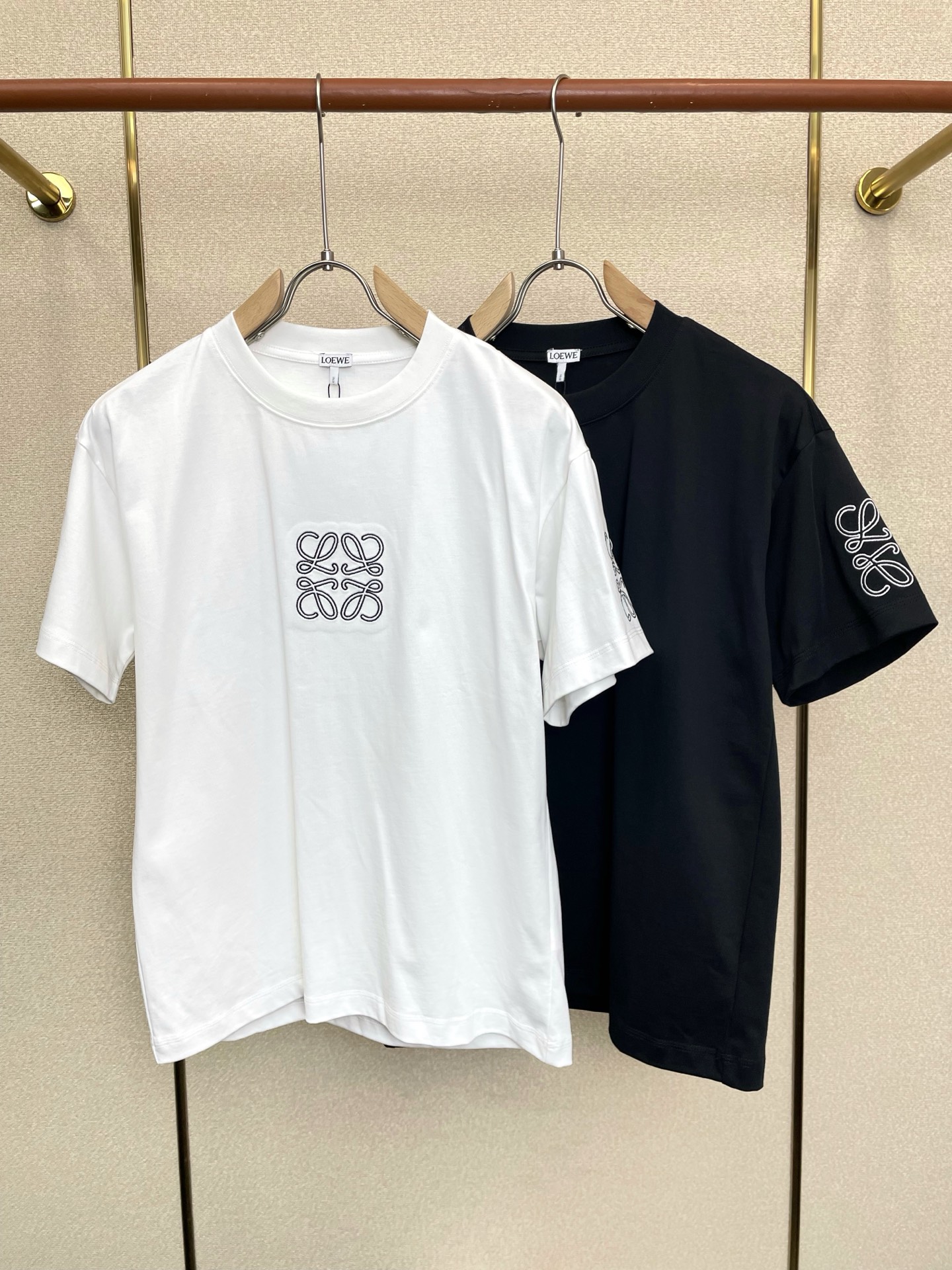 。LOEWE罗意威💥独家专供新款原单男士休闲短袖 高端定制 高端版本 时尚百搭爆款⚠️⚠️✨✨进口面料 