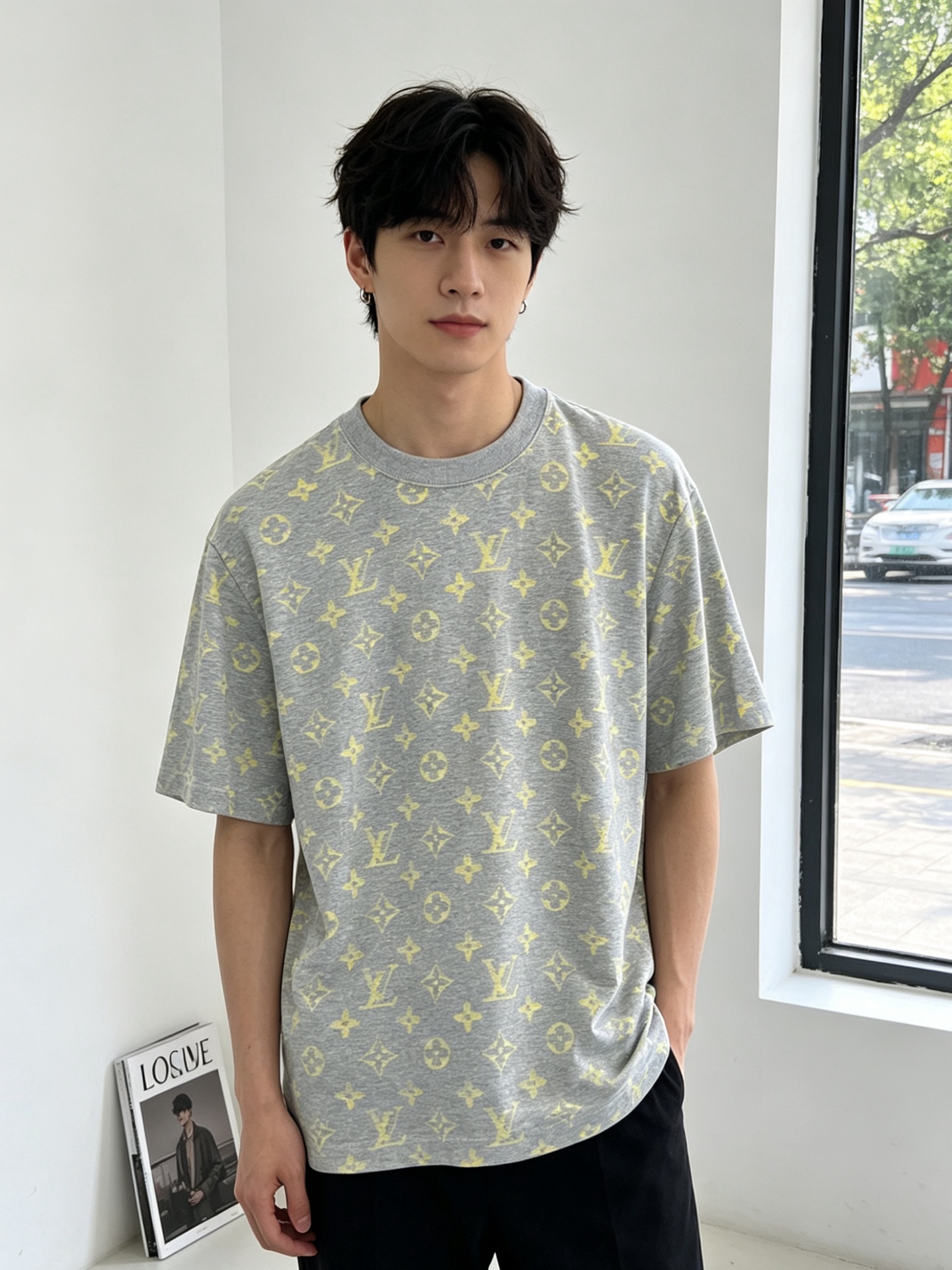 NO:845509,.Louis Vuitton Louis Vuitton's new and popular new original men's casual short-sleeved, high-end customization, high-end version, fashionable and versatile imported fabrics, super soft and delicate feel, skin-friendly and comfortable to wear, high-end boutique, OEM finely made upper body is very good, men's must-have items, complete three standards, size M-3XL, latest new style,, louis vuitton, louis vuitton, T-shirt,19860909.Louis Vuitton路易威登砸锅卖铁都要上的新款新款原单男士休闲短袖 高端定制 高端版本 时尚百搭爆款进口面料 手感超柔软细腻 穿着亲肤舒适 高端精品 代工厂精细做上身非常赞 男士必备单品 三标齐全 码数M-3XL砸锅卖铁上新款,,louis vuitton,louis vuitton,T-shirt,,Men's clothing
