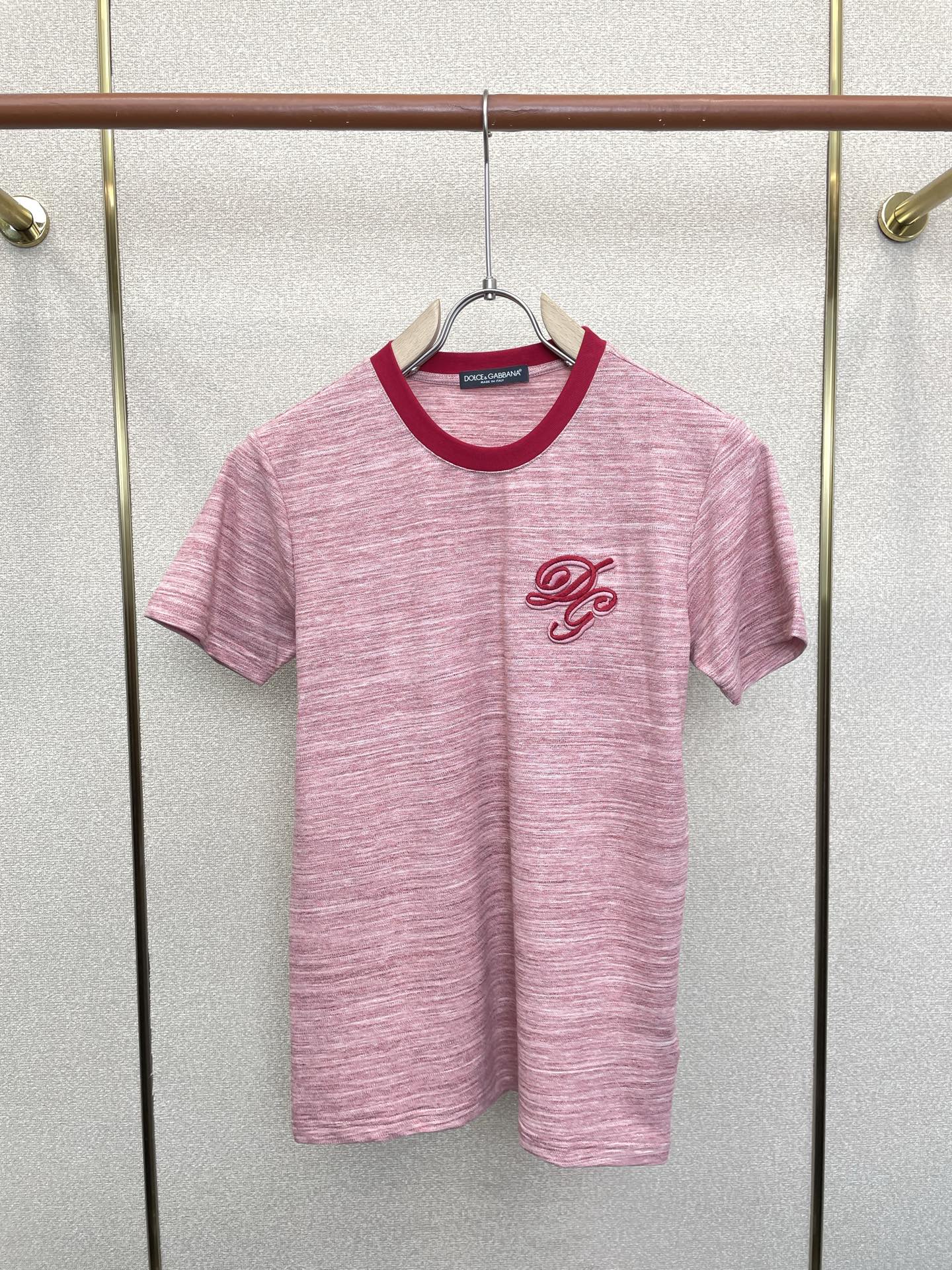。Dolce&Gabbana杜嘉班纳💥砸锅卖铁都要上的新款新款原单男士休闲短袖 高端定制 高端版本 时尚