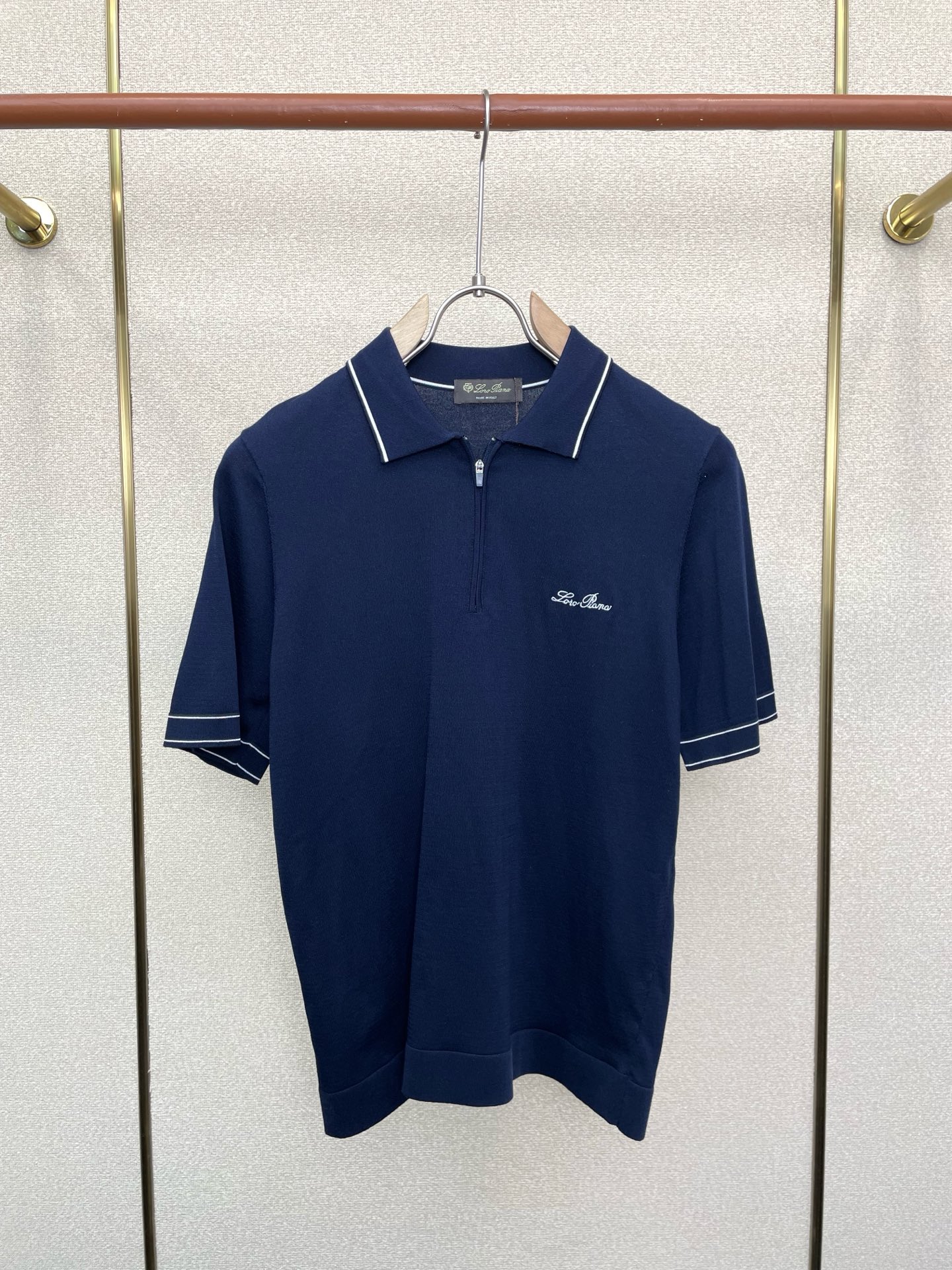 。Loro Piana-Loro Piana诺悠翩雅💥砸锅卖铁都要上的新款新款原单男士休闲短袖 高端定制