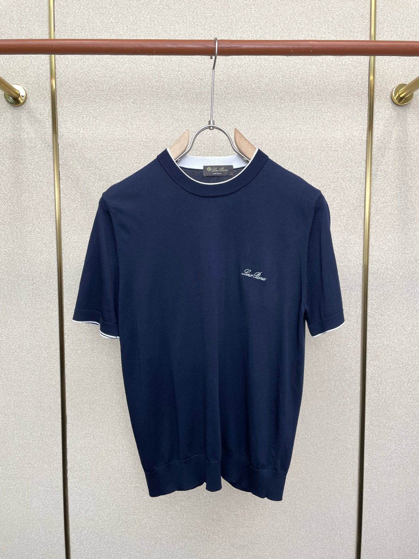 。Loro Piana-Loro Piana诺悠翩雅💥砸锅卖铁都要上的新款新款原单男士休闲短袖 高端定制