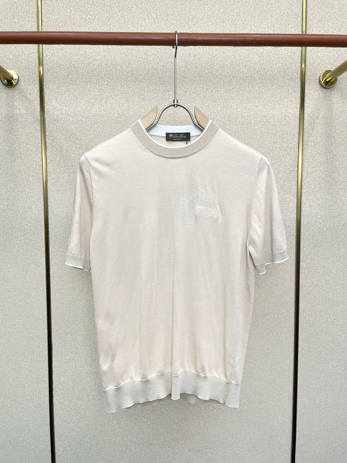 。Loro Piana-Loro Piana诺悠翩雅💥砸锅卖铁都要上的新款新款原单男士休闲短袖 高端定制