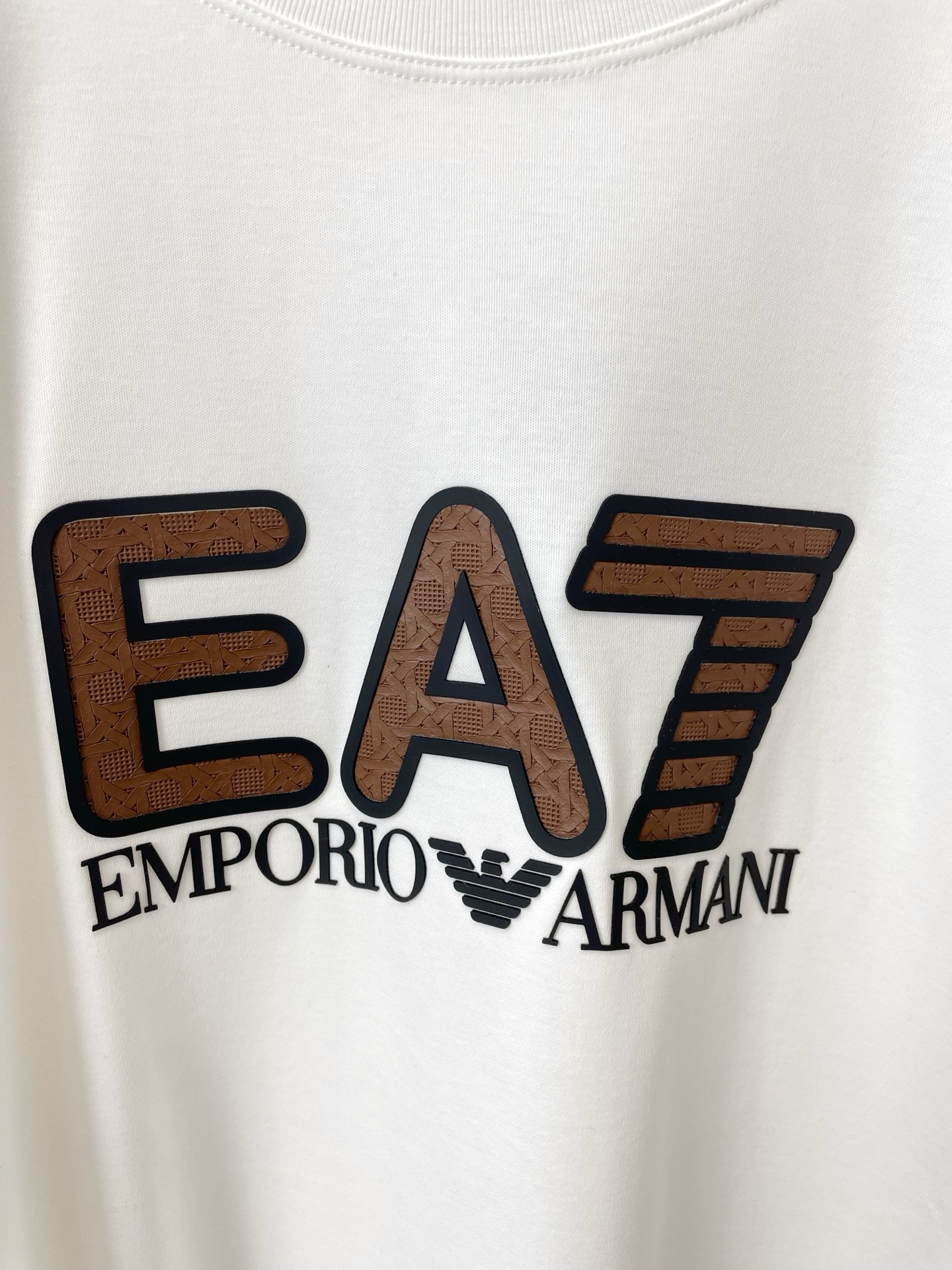 。ARMANI阿玛尼💥砸锅卖铁都要上的新款新款原单男士休闲短袖 高端定制 高版本 时尚百搭爆款⚠️⚠️✨