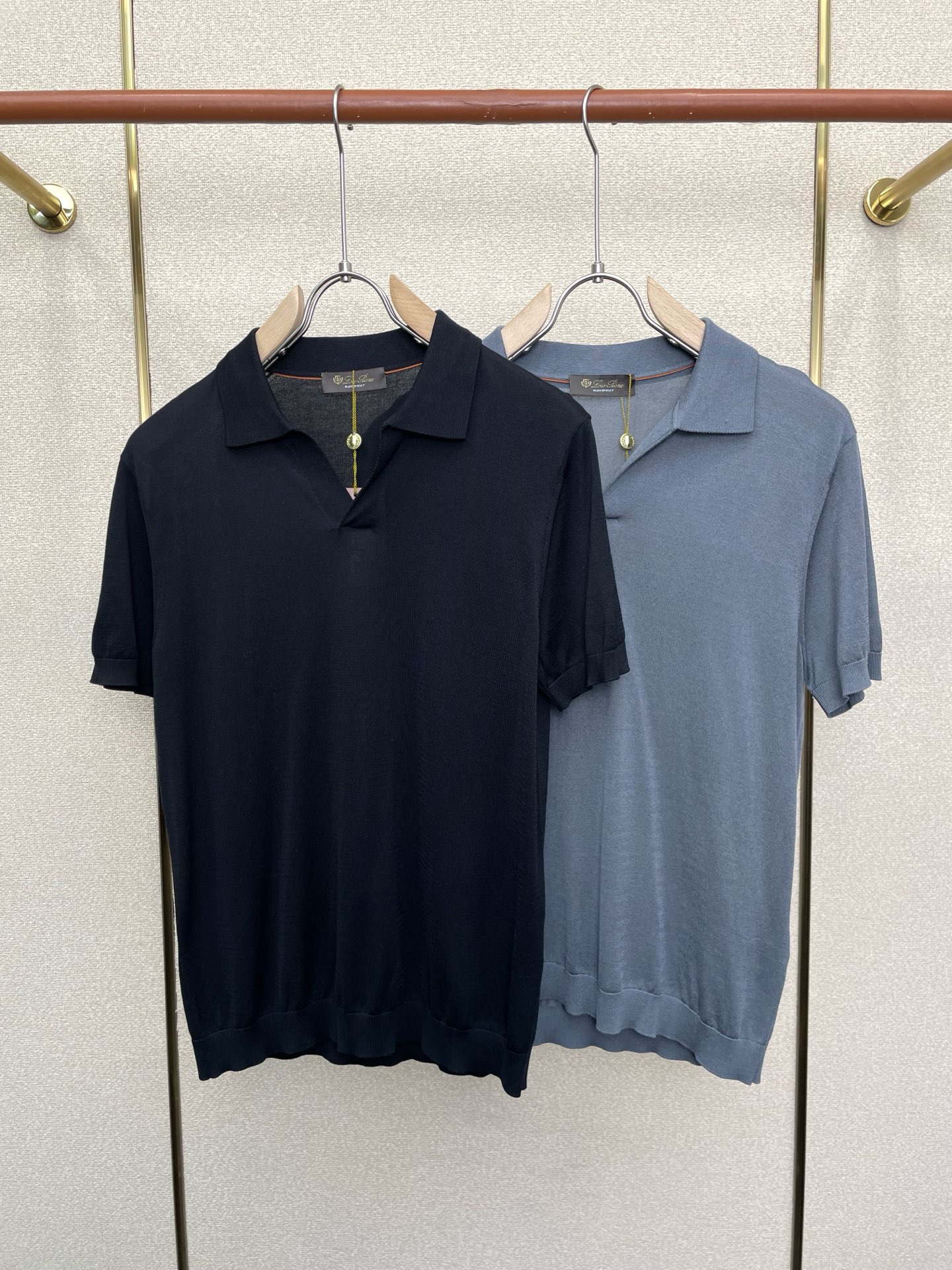 。Loro Piana-Loro Piana诺悠翩雅💥砸锅卖铁都要上的新款新款原单男士休闲短袖 高端定制