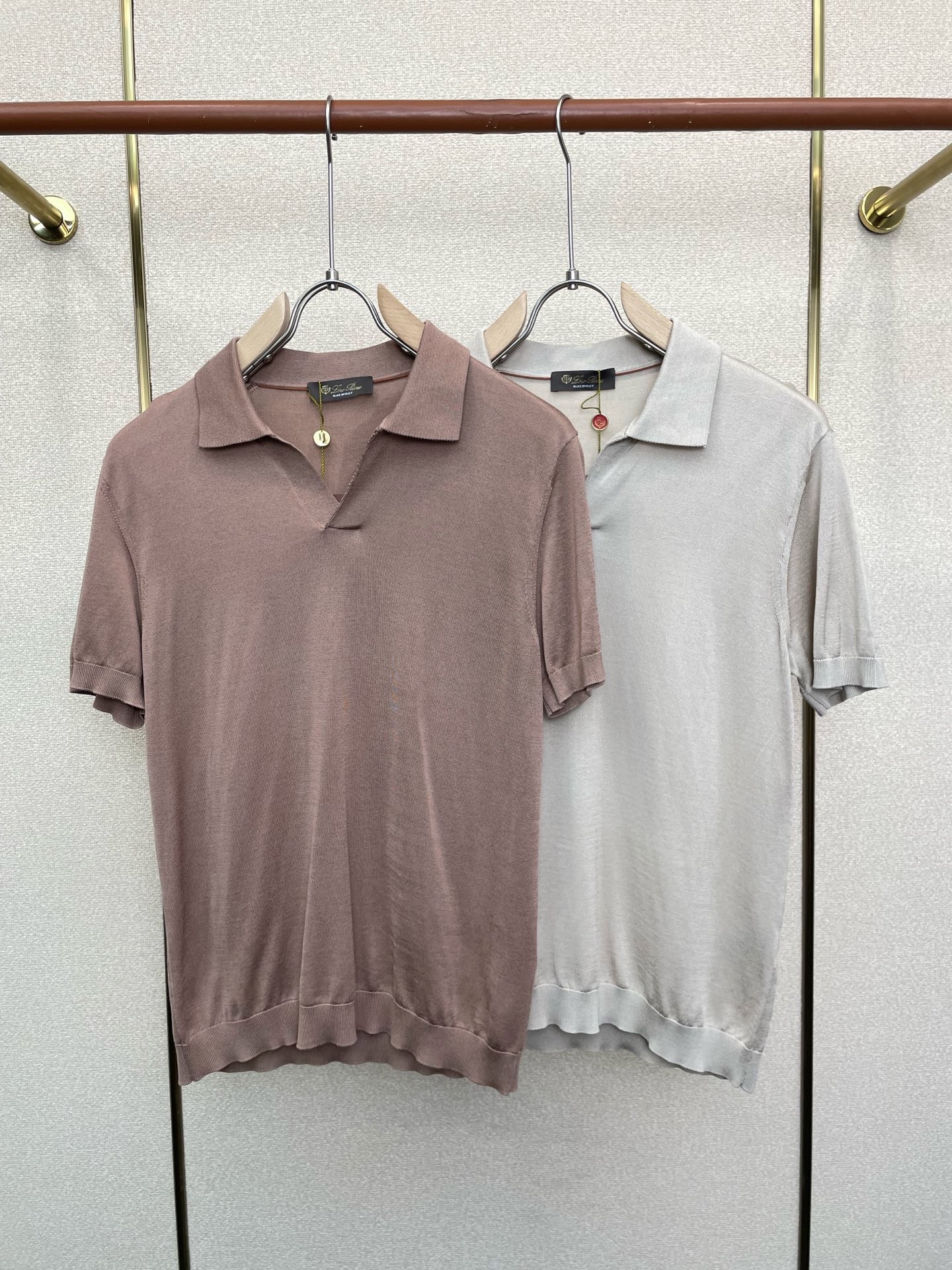 。Loro Piana-Loro Piana诺悠翩雅💥砸锅卖铁都要上的新款新款原单男士休闲短袖 高端定制