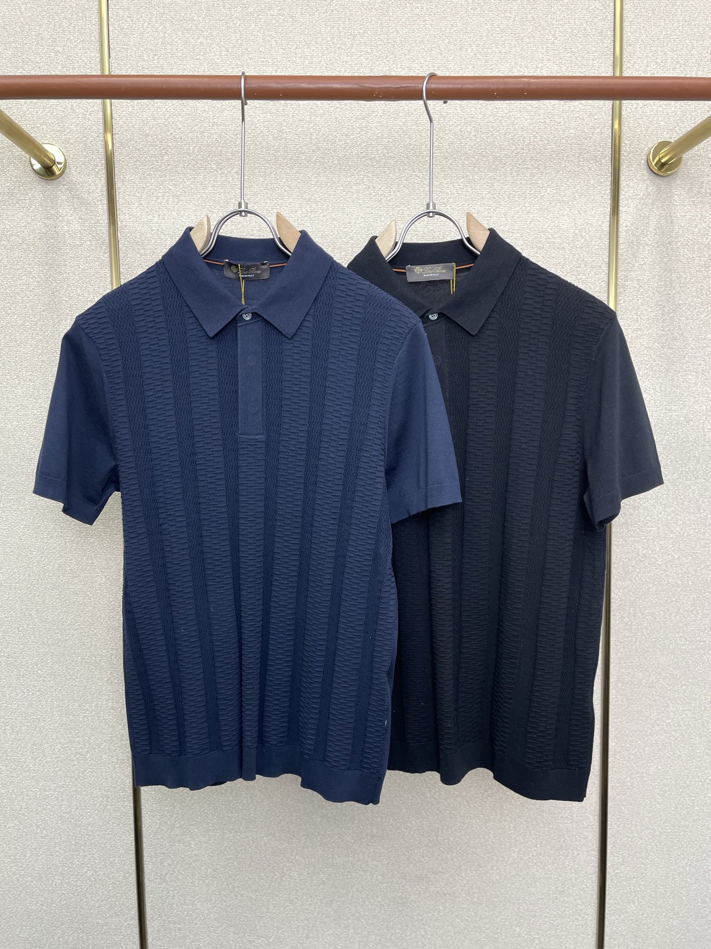 。Loro Piana-Loro Piana诺悠翩雅💥砸锅卖铁都要上的新款新款原单男士休闲短袖 高端定制