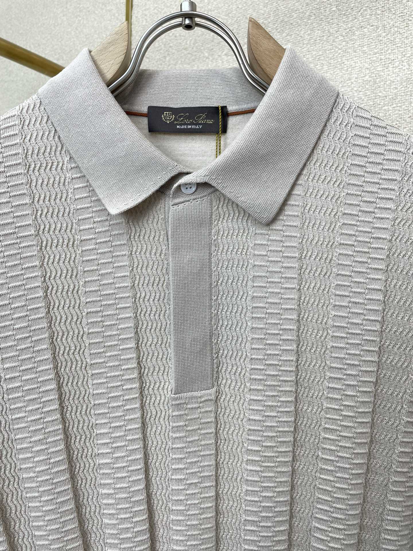 。Loro Piana-Loro Piana诺悠翩雅💥砸锅卖铁都要上的新款新款原单男士休闲短袖 高端定制
