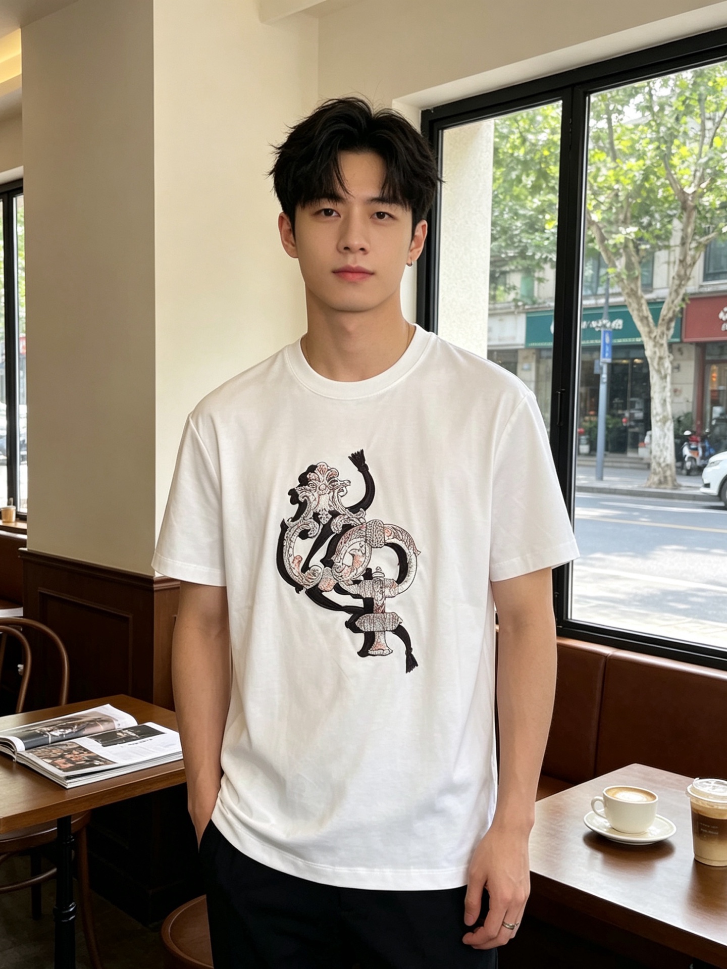 NO:842974,.Hermès exclusively offers new original men's casual short sleeves. High-end customization. High-end version. Fashionable and versatile imported fabrics. Super soft and delicate feel. Skin-friendly and comfortable to wear. High-end boutique. The upper body is exquisitely made by the factory. A must-have item for men. Three complete standards. Size M-3XL,, hermes, hermes, T-shirt,19860909.Hermès爱马仕独家专供新款原单男士休闲短袖 高端定制 高端版本 时尚百搭爆款进口面料 手感超柔软细腻 穿着亲肤舒适 高端精品 代工厂精细做上身非常赞 男士必备单品 三标齐全 码数M-3XL,,hermes,hermes,T-shirt,,Men's clothing
