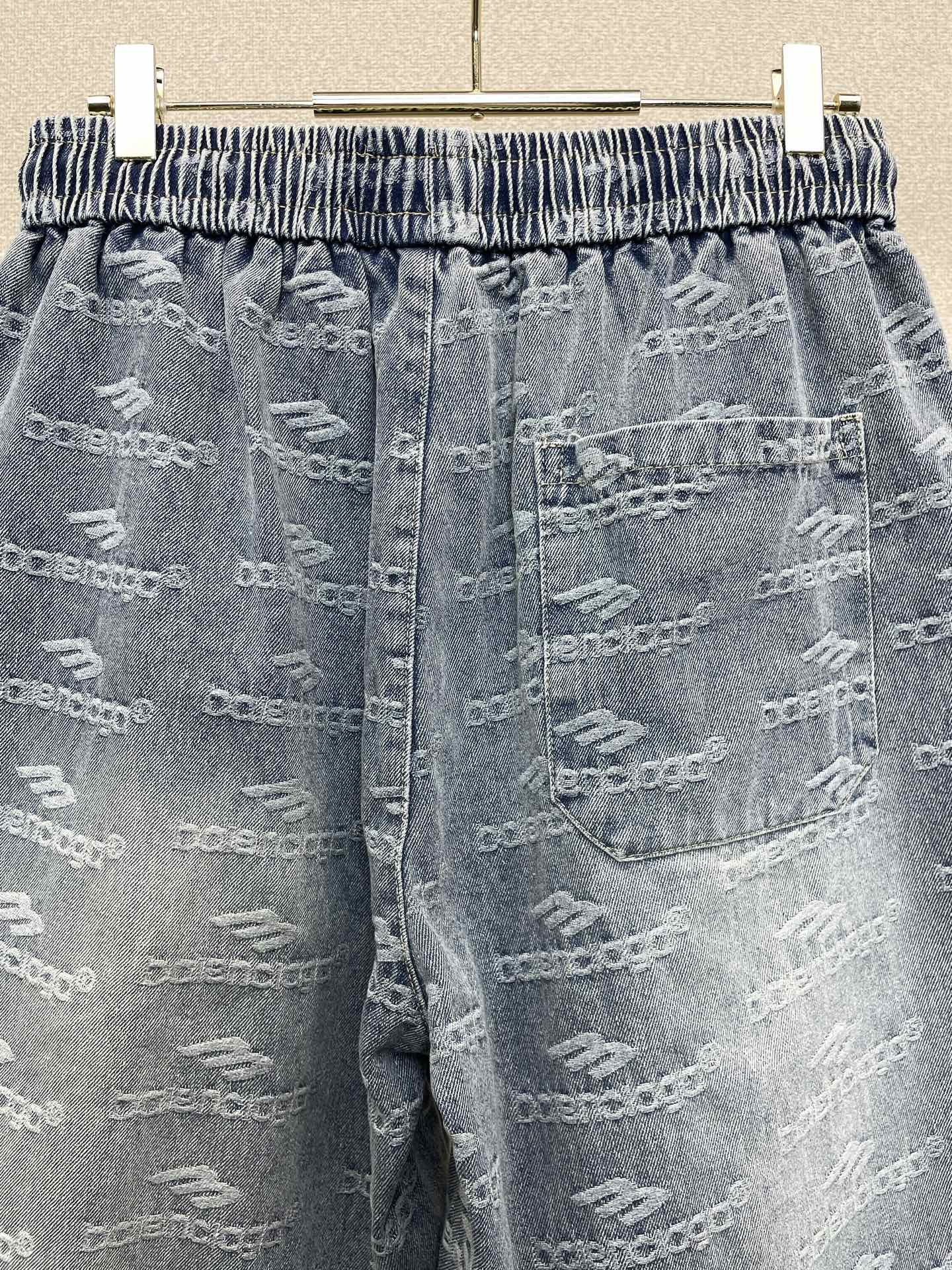 。Balenciaga巴黎世家💥砸锅卖铁都要上的新款新款休闲牛仔短裤🩳 高端版本！专柜定制面料 透气舒适