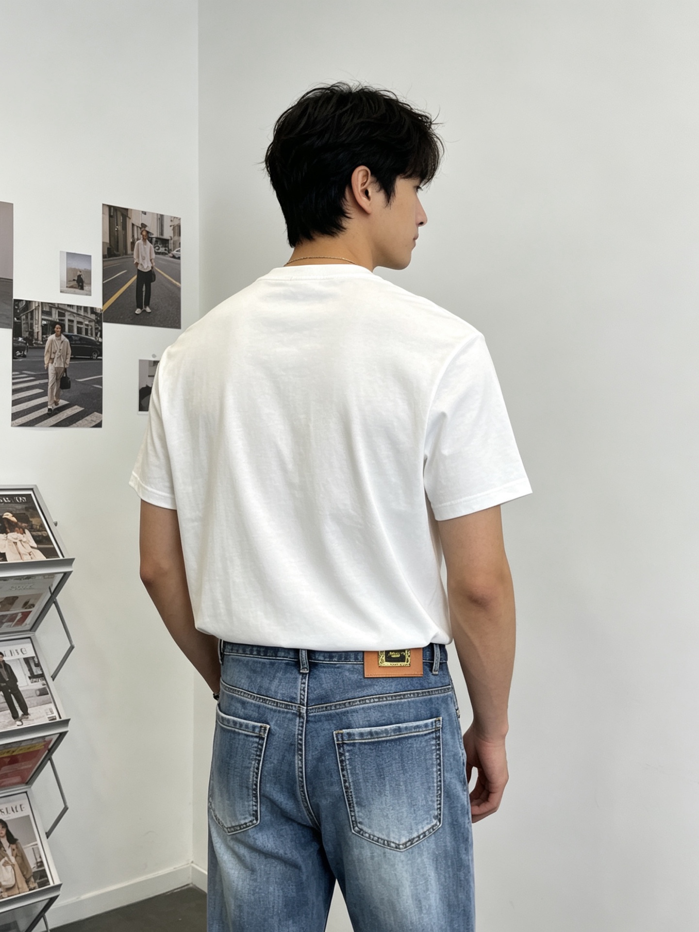 。Versace范思哲💥砸锅卖铁都要上的新款新款休闲牛仔裤👖高端版本 专柜定制面料 透气舒适度高，细节无