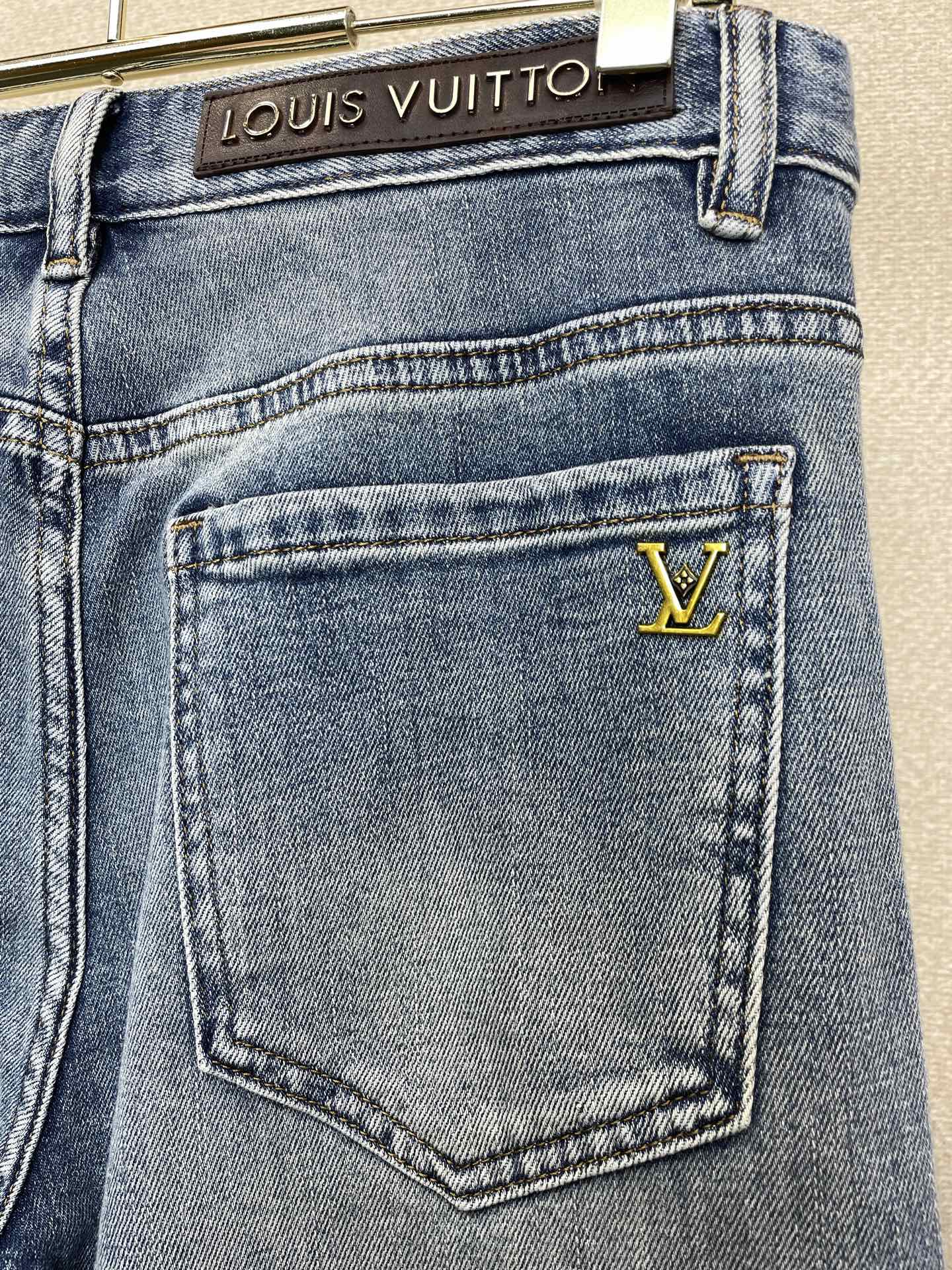 。Louis Vuitton路易威登💥砸锅卖铁都要上的新款新款休闲牛仔裤👖高端版本 专柜定制面料 透气舒