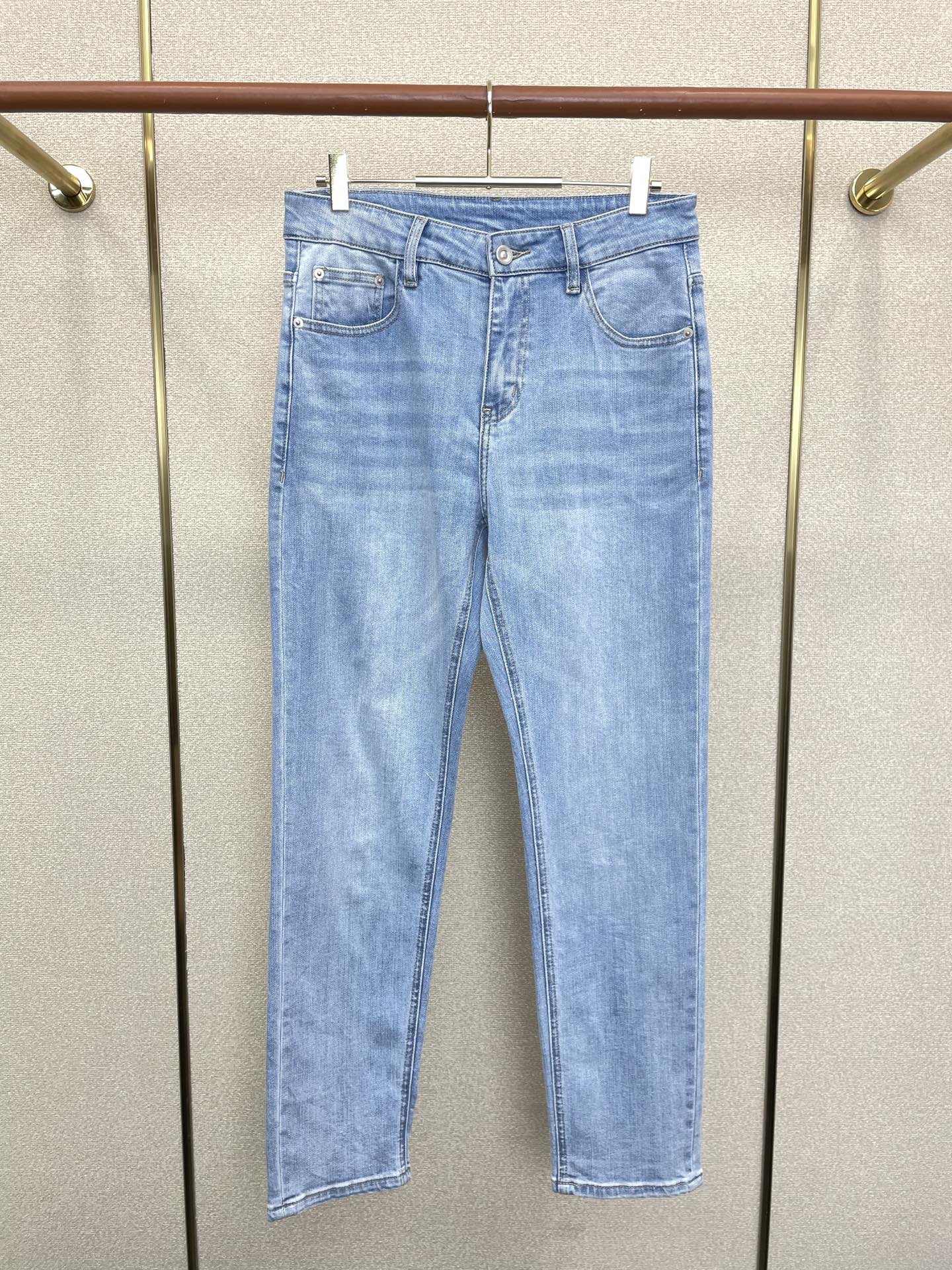 。Bottega Veneta葆蝶家💥砸锅卖铁都要上的新款新款休闲牛仔裤👖高端版本 专柜定制面料 透气舒