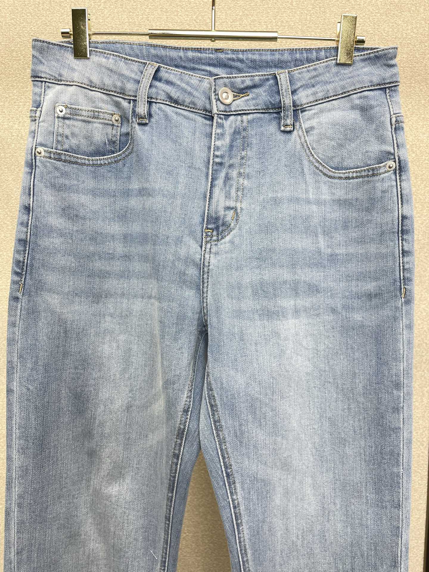 。Bottega Veneta葆蝶家💥砸锅卖铁都要上的新款新款休闲牛仔裤👖高端版本 专柜定制面料 透气舒