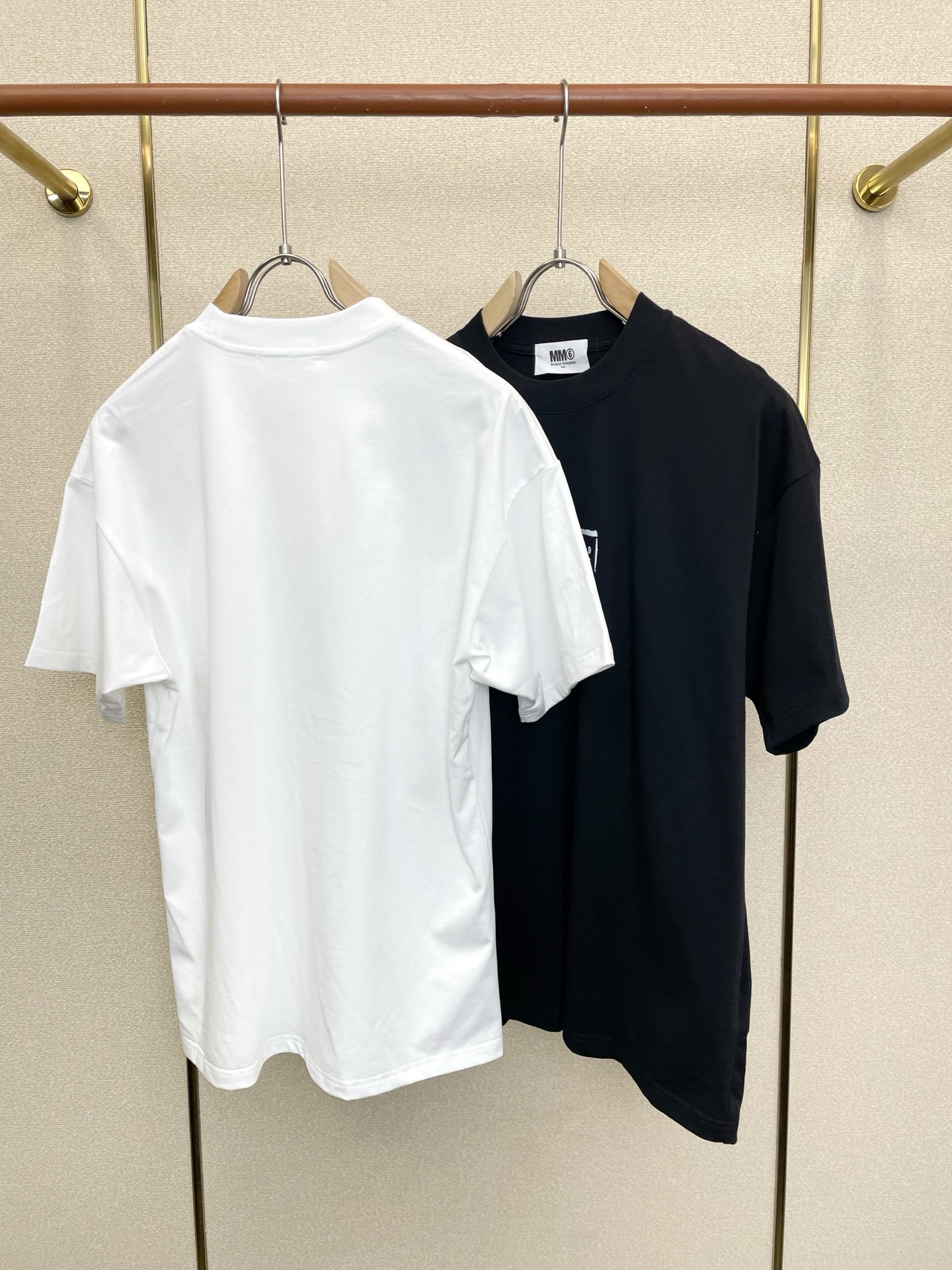 。Masion Margiela梅森马吉拉💥砸锅卖铁都要上的新款新款原单男士休闲短袖 高端定制 高端版本