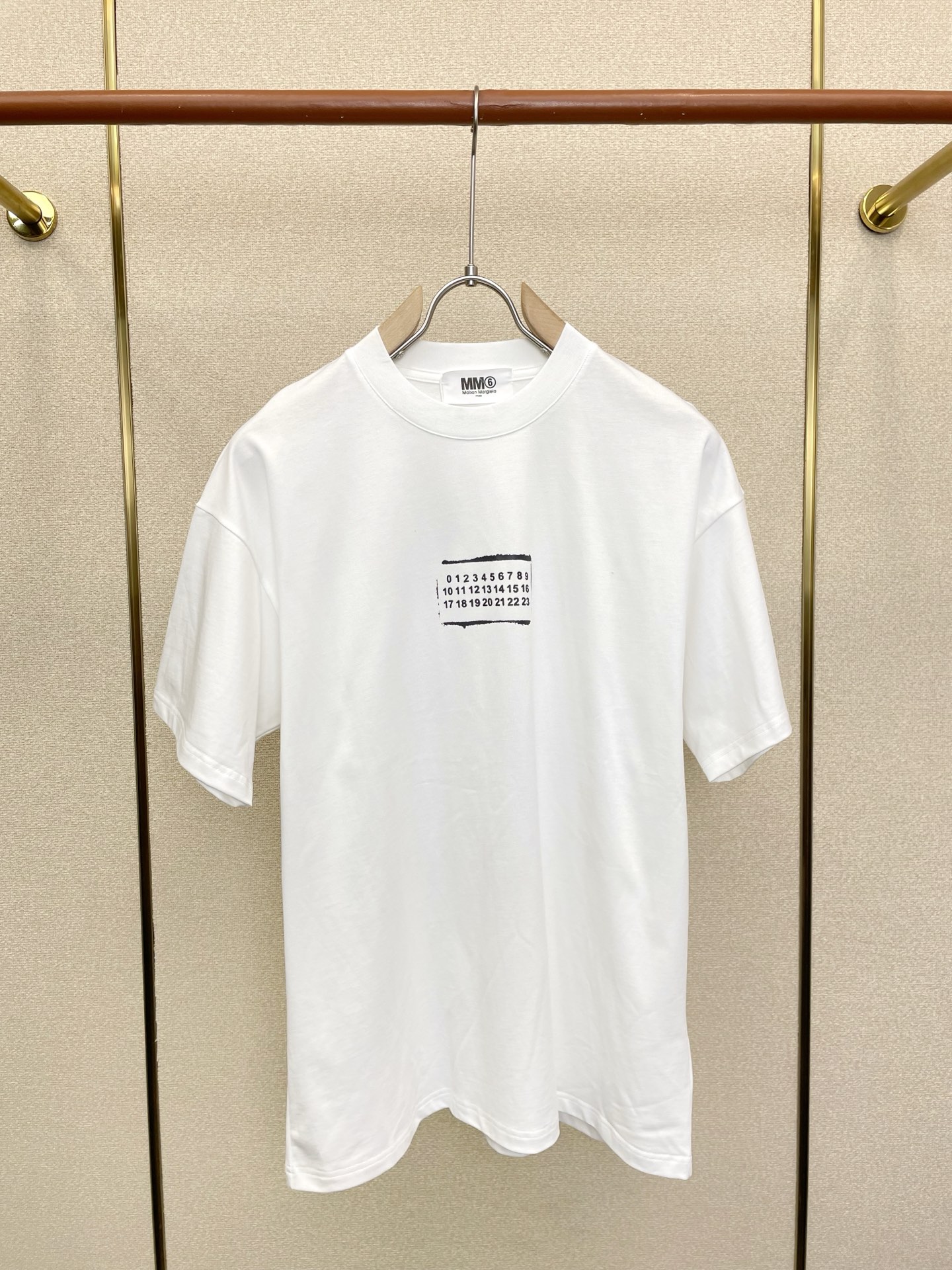 。Masion Margiela梅森马吉拉💥砸锅卖铁都要上的新款新款原单男士休闲短袖 高端定制 高端版本