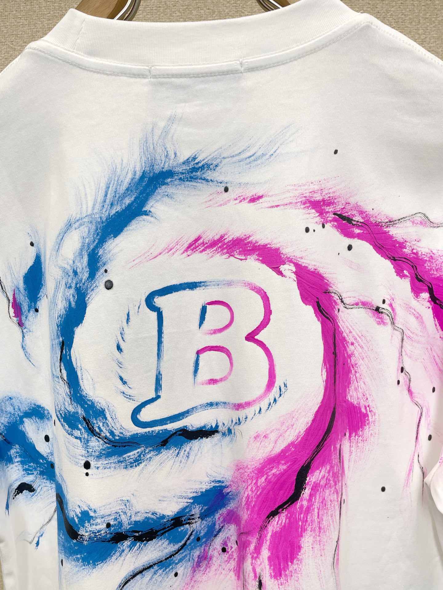 。Balenciaga巴黎世家💥砸锅卖铁都要上的新款新款原单男士休闲短袖 高端定制 高端版本 时尚百搭爆