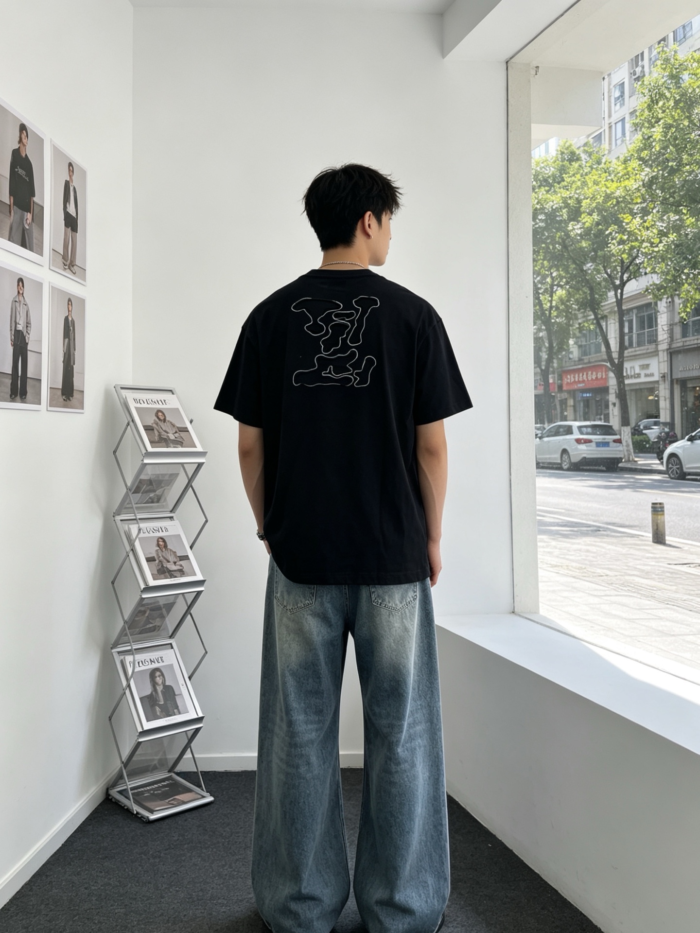 。Louis Vuitton路易威登💥砸锅卖铁都要上的新款新款原单男士休闲短袖 高端定制 高端版本 时尚