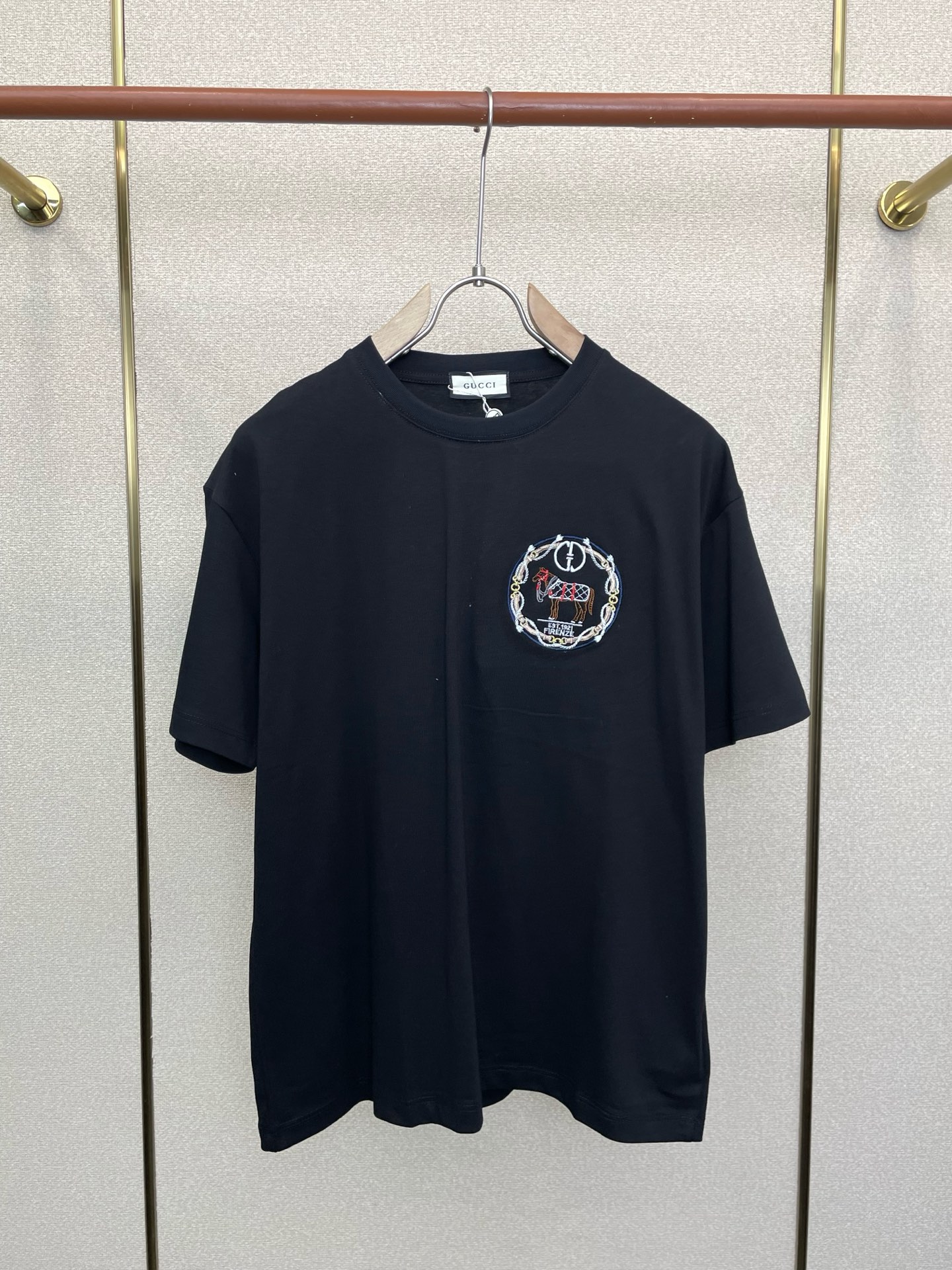 。Gucci古驰💥砸锅卖铁都要上的新款新款原单男士休闲短袖 高端定制 高端版本 时尚百搭爆款⚠️⚠️✨✨