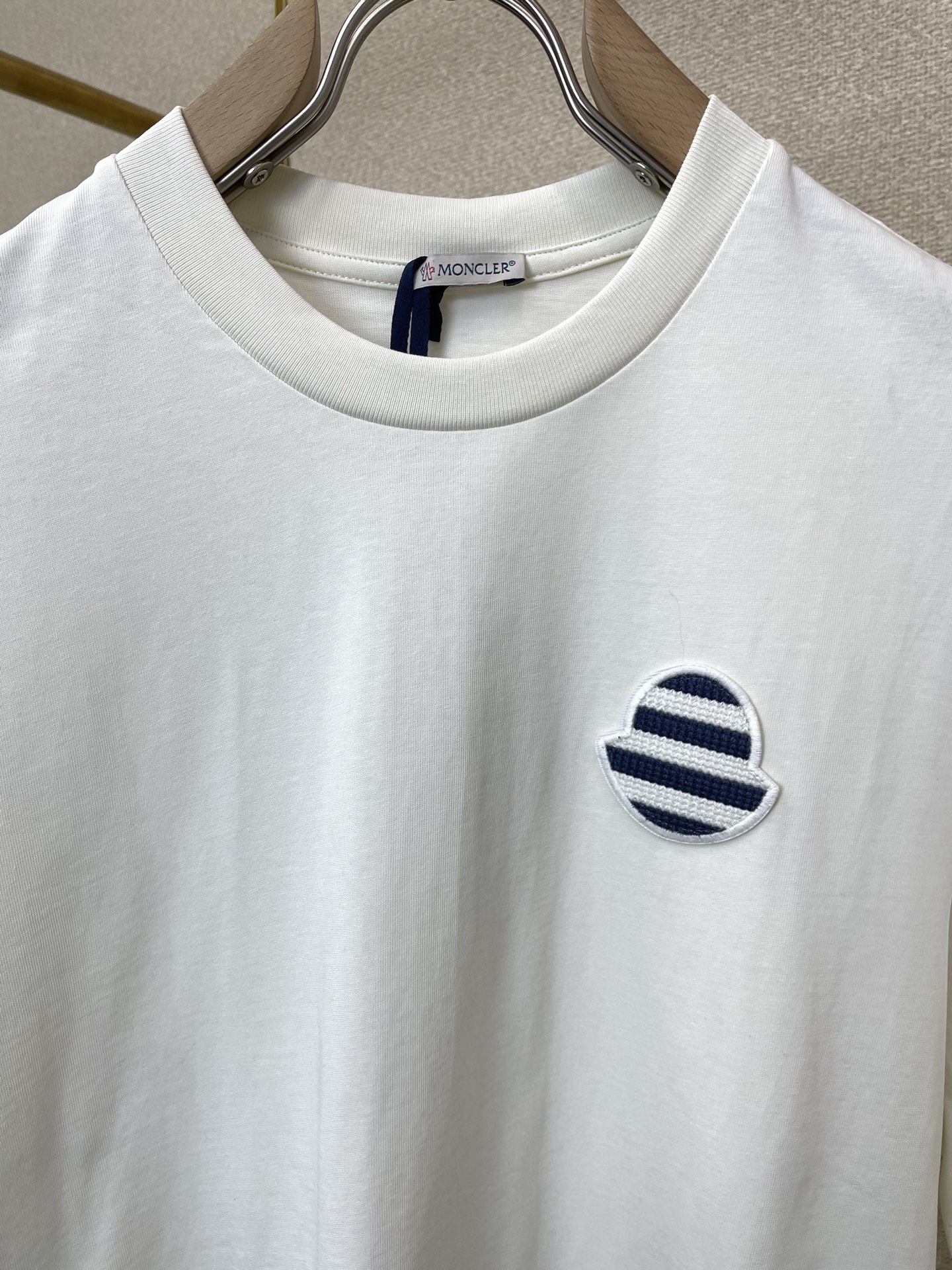 。Moncler蒙口💥砸锅卖铁都要上的新款新款原单男士休闲短袖 高端定制 高端版本 时尚百搭爆款⚠️⚠️