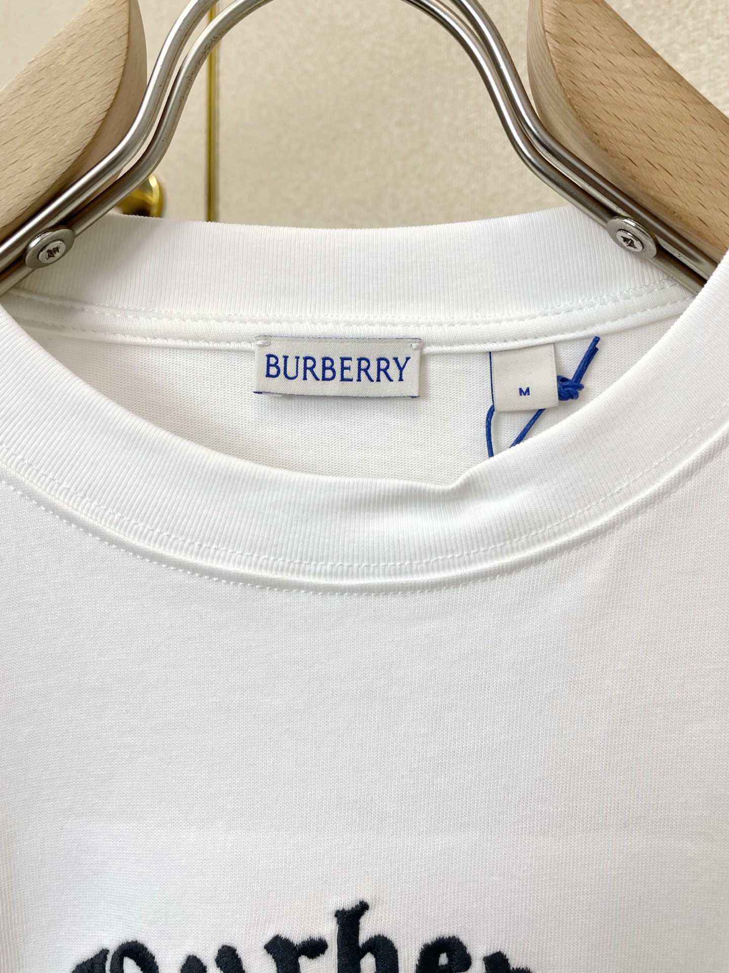 。Burberry巴宝莉💥砸锅卖铁都要上的新款新款原单男士休闲短袖 高端定制 高端版本 时尚百搭爆款⚠️