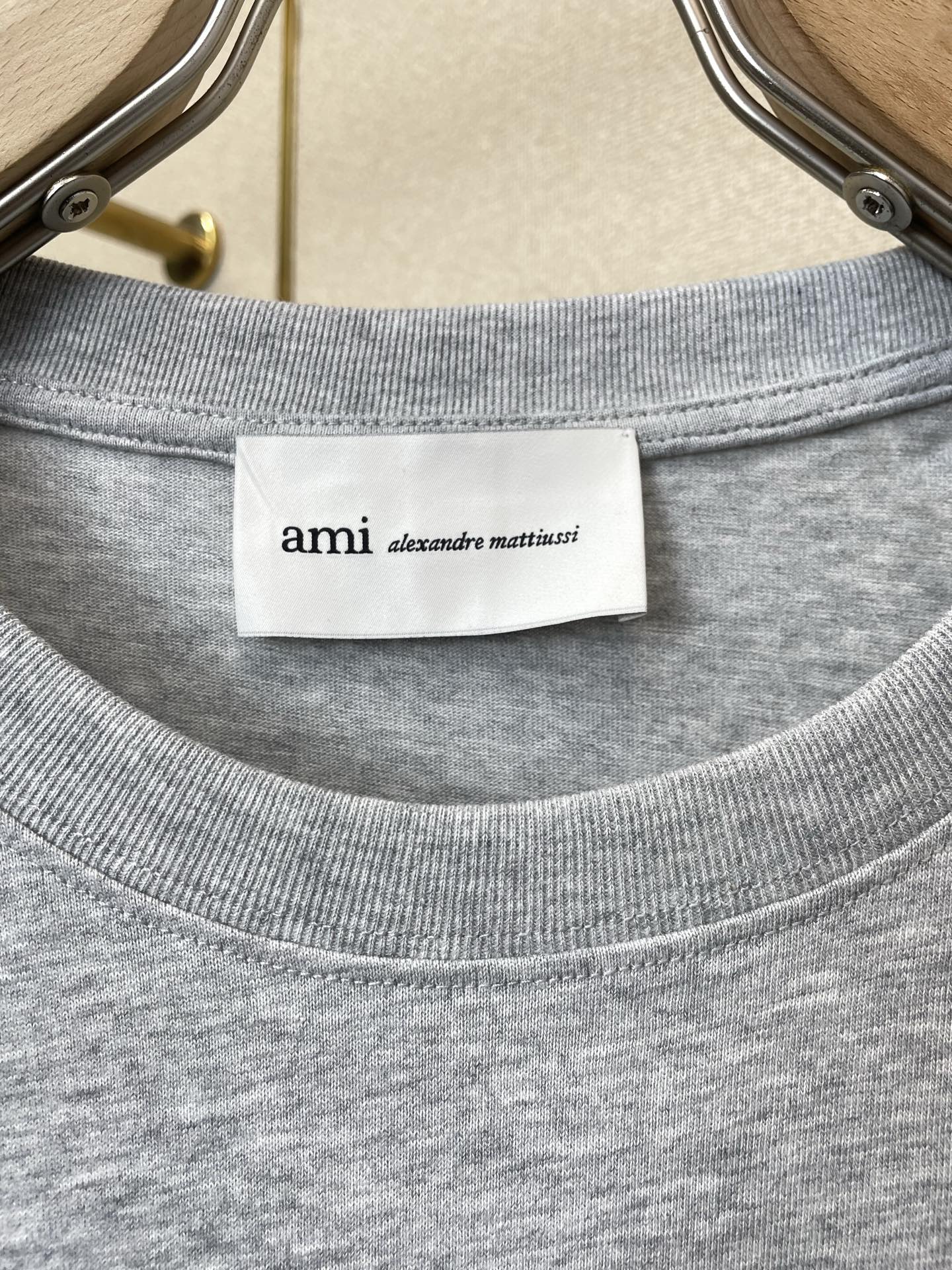 。AMI艾米💥砸锅卖铁都要上的新款新款原单男士休闲短袖 高端定制 高端版本 时尚百搭爆款⚠️⚠️✨✨进口