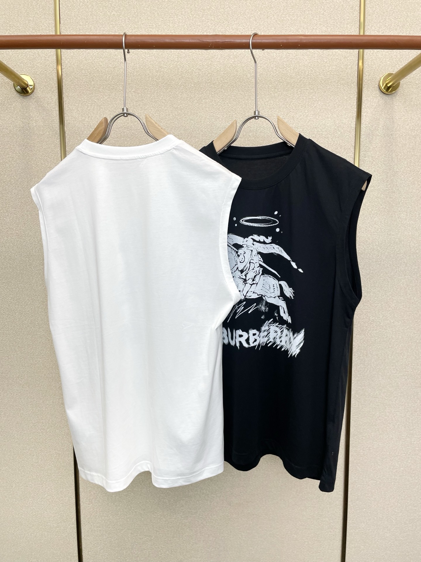 。Burberry巴宝莉💥砸锅卖铁都要上的新款新款原单男士休闲背心🎽高端定制 高端版本 时尚百搭爆款⚠️