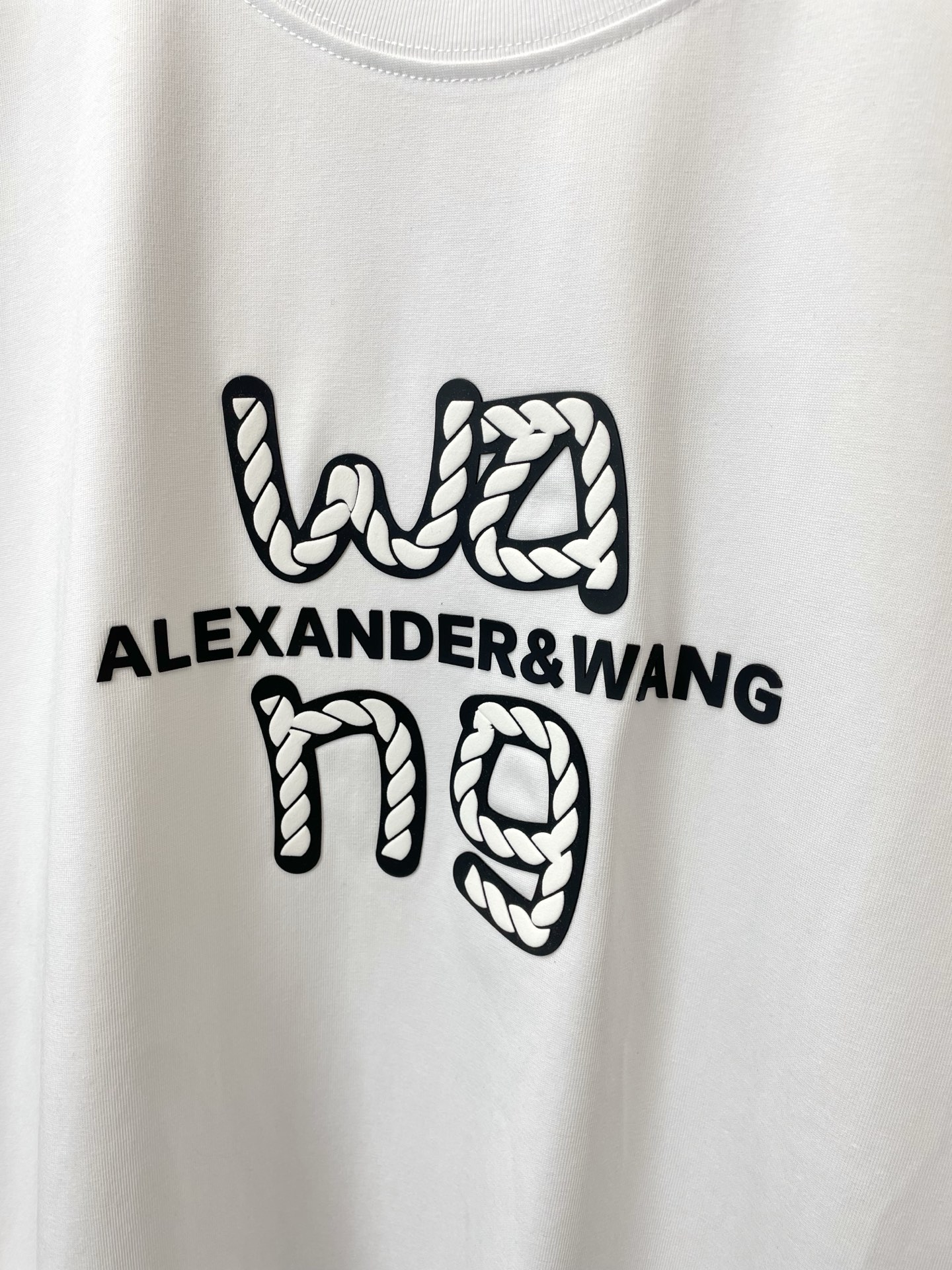 。Alexanderwang亚历山大王💥砸锅卖铁都要上的新款新款原单男士休闲短袖 高端定制 高端版本 时