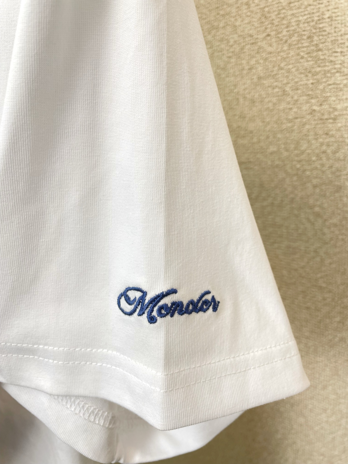 。Moncler蒙口💥砸锅卖铁都要上的新款新款原单男士休闲短袖 高端定制 高端版本 时尚百搭爆款⚠️⚠️