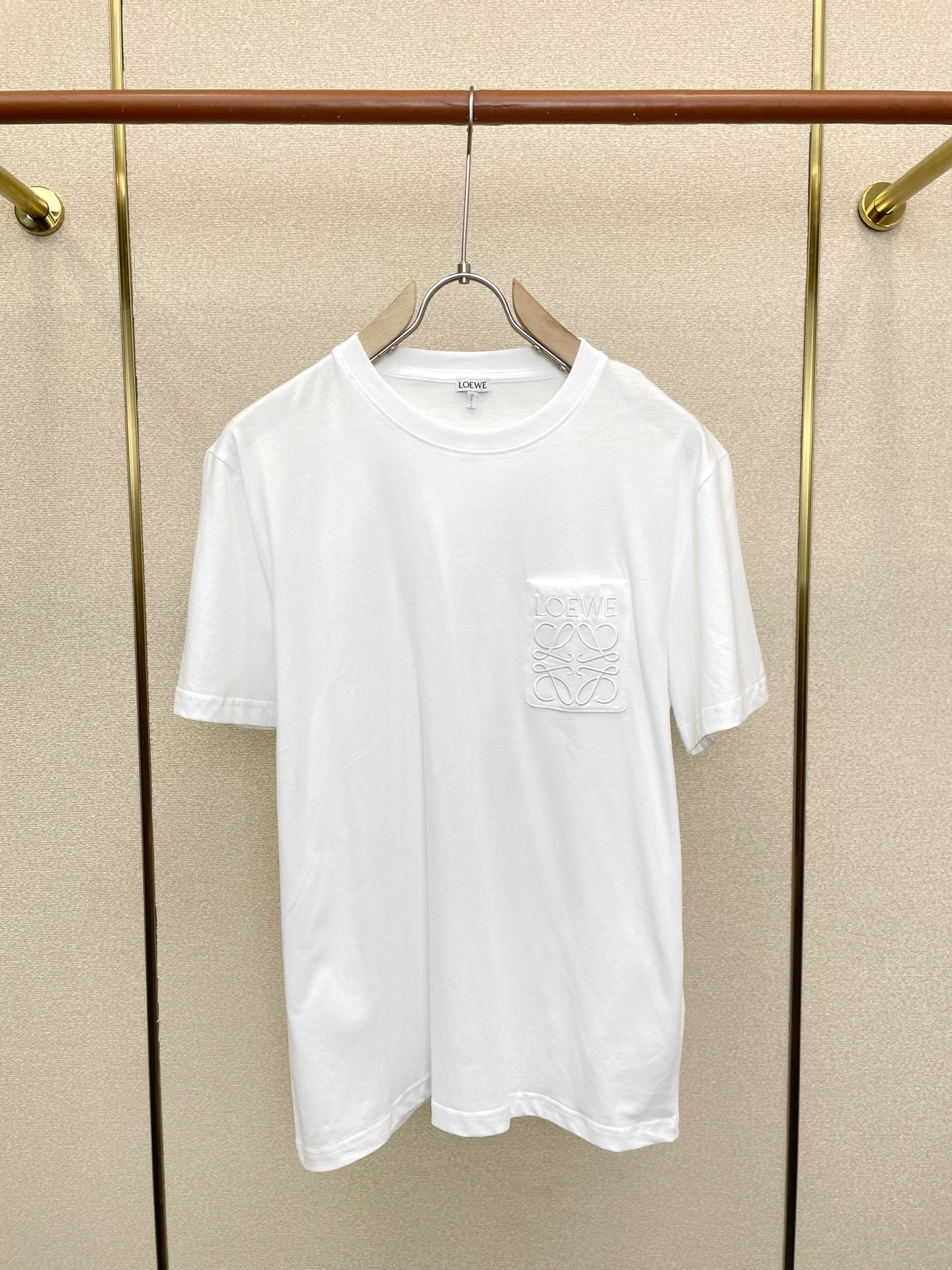 。LOEWE罗意威💥砸锅卖铁都要上的新款新款原单男士休闲短袖 高端定制 高端版本 时尚百搭爆款⚠️⚠️✨