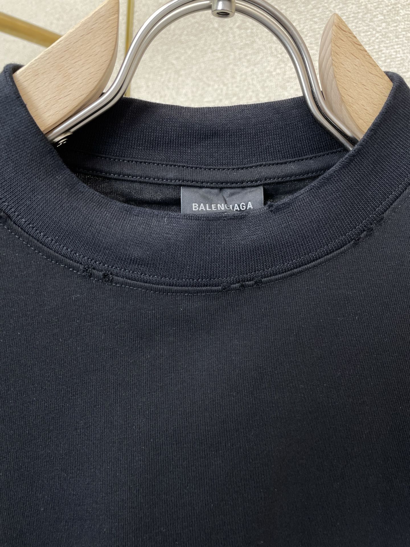 。Balenciaga巴黎世家💥砸锅卖铁都要上的新款新款原单男士休闲短袖 高端定制 高端版本 时尚百搭爆