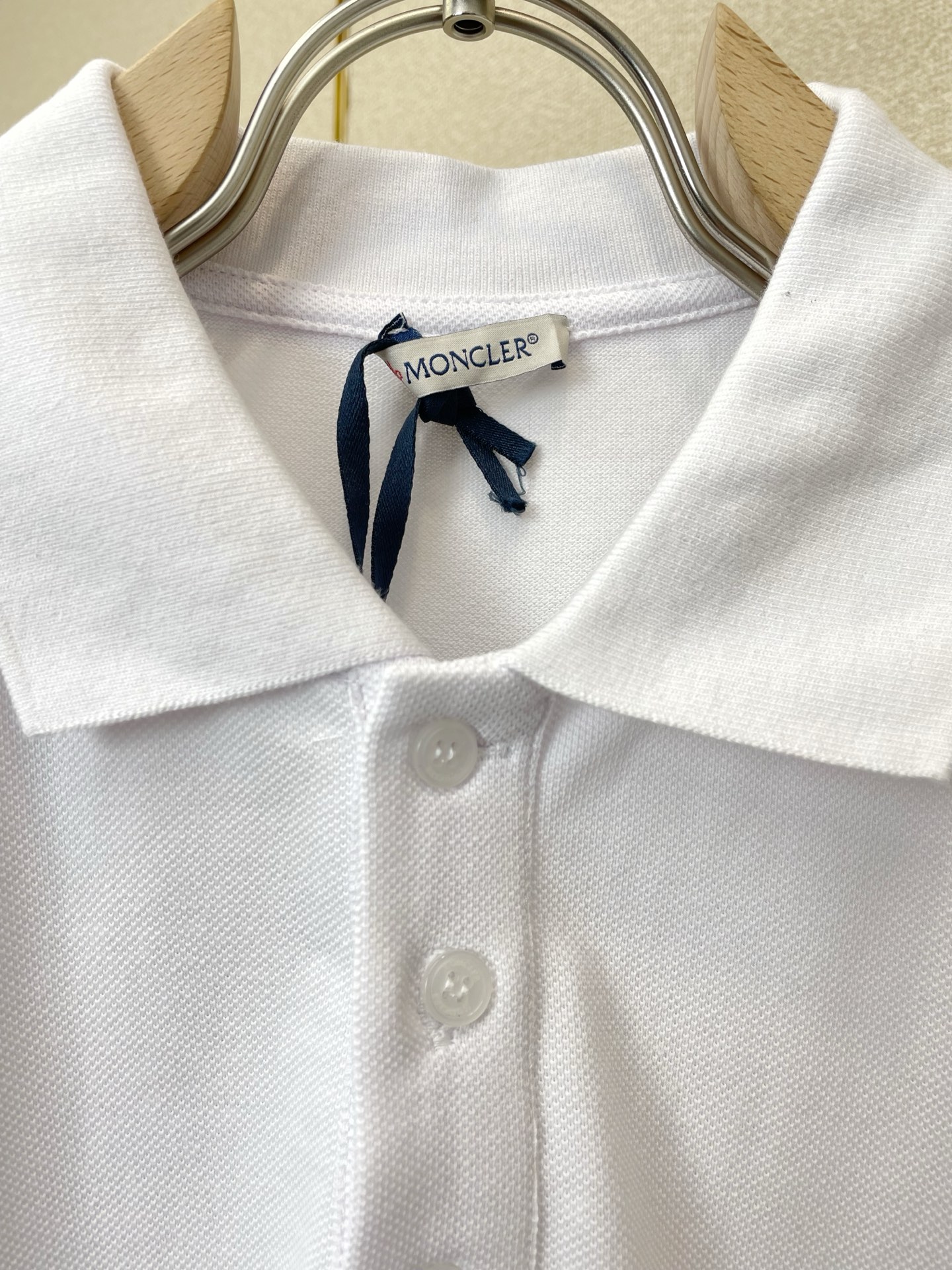 。Moncler蒙口💥砸锅卖铁都要上的新款新款原单男士休闲短袖 高端定制 高端版本 时尚百搭爆款⚠️⚠️