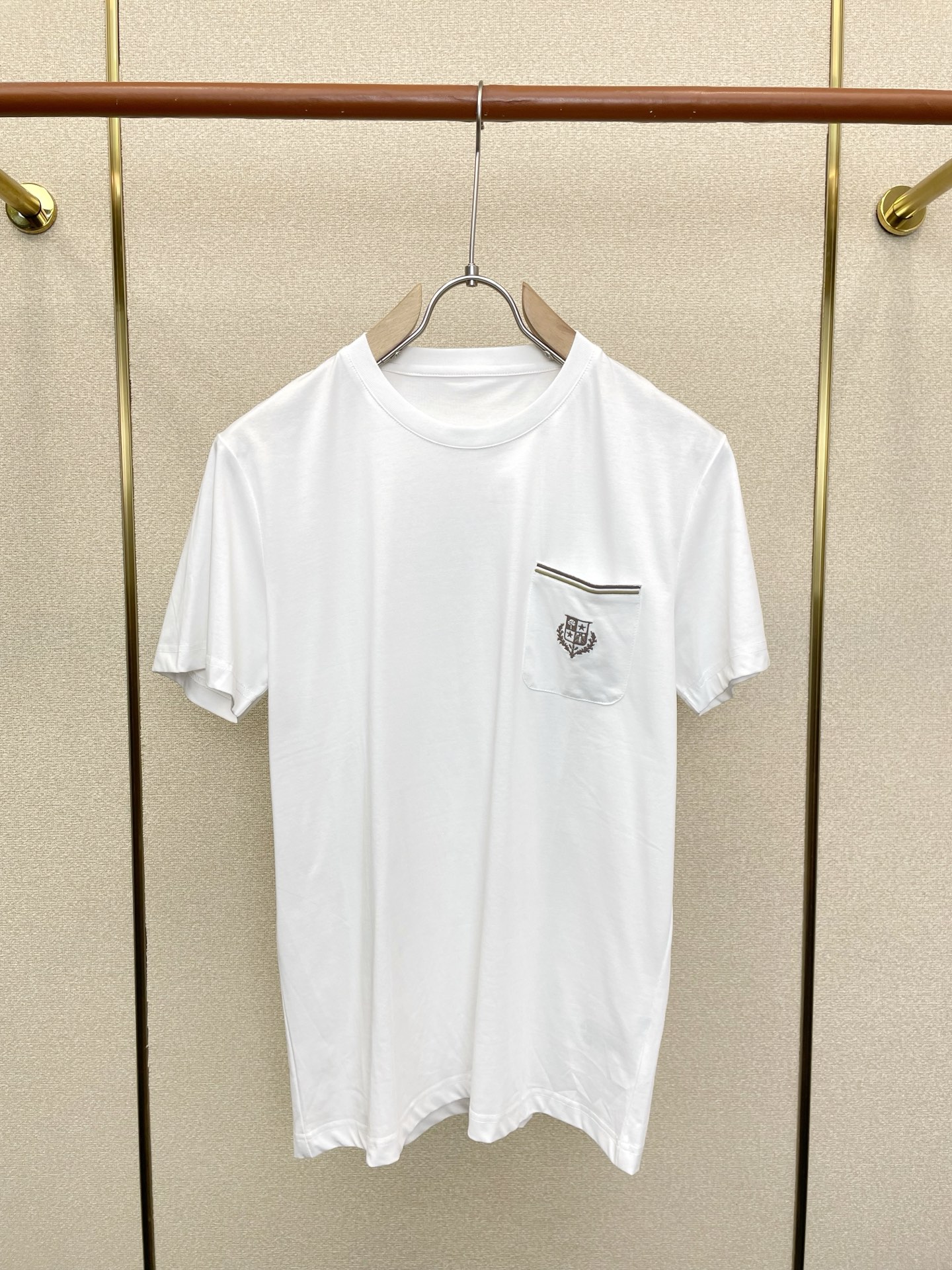 。Loro Piana-Loro Piana诺悠翩雅💥砸锅卖铁都要上的新款新款原单男士休闲短袖 高端定制