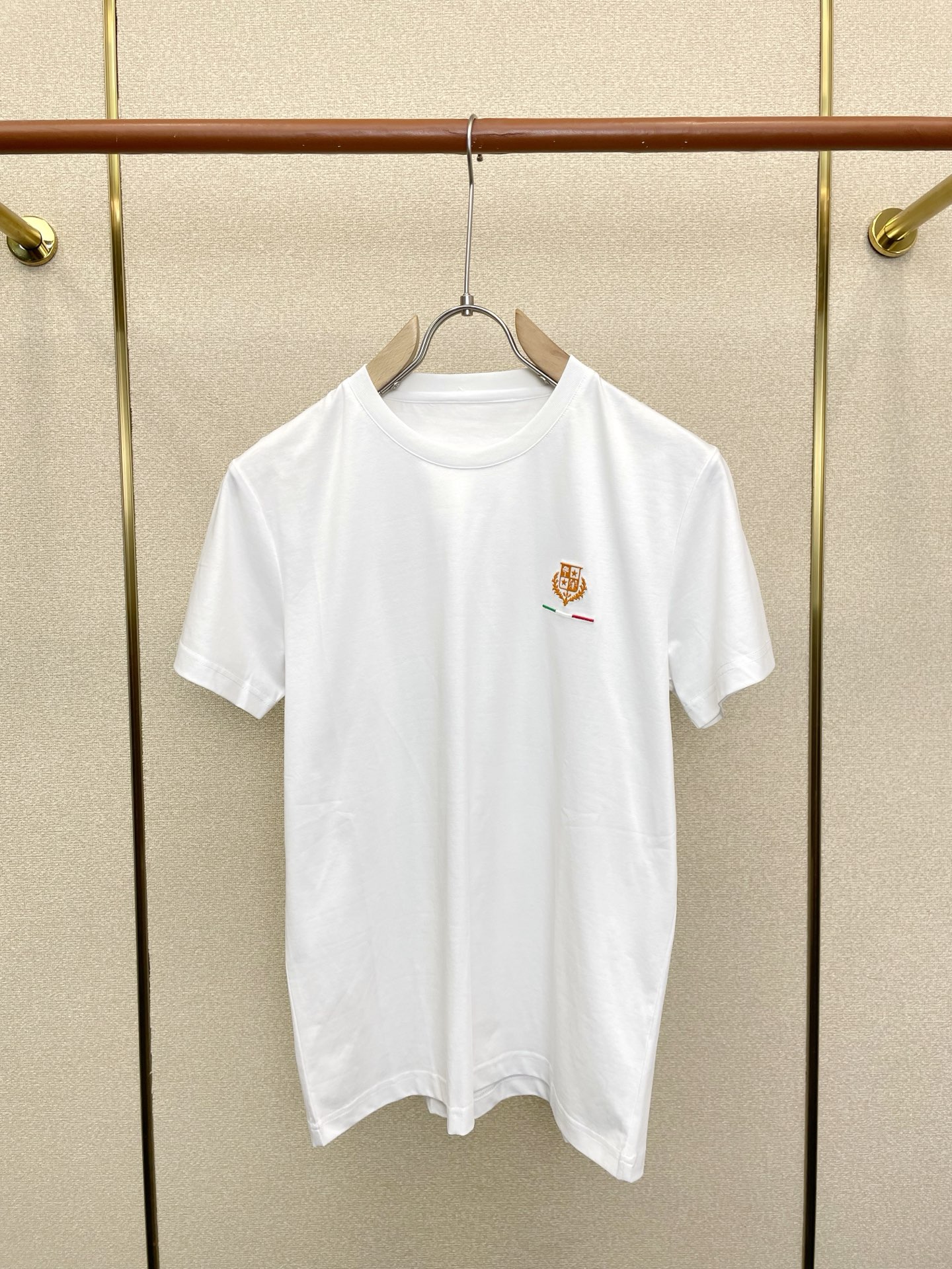 。Loro Piana-Loro Piana诺悠翩雅💥砸锅卖铁都要上的新款新款原单男士休闲短袖 高端定制