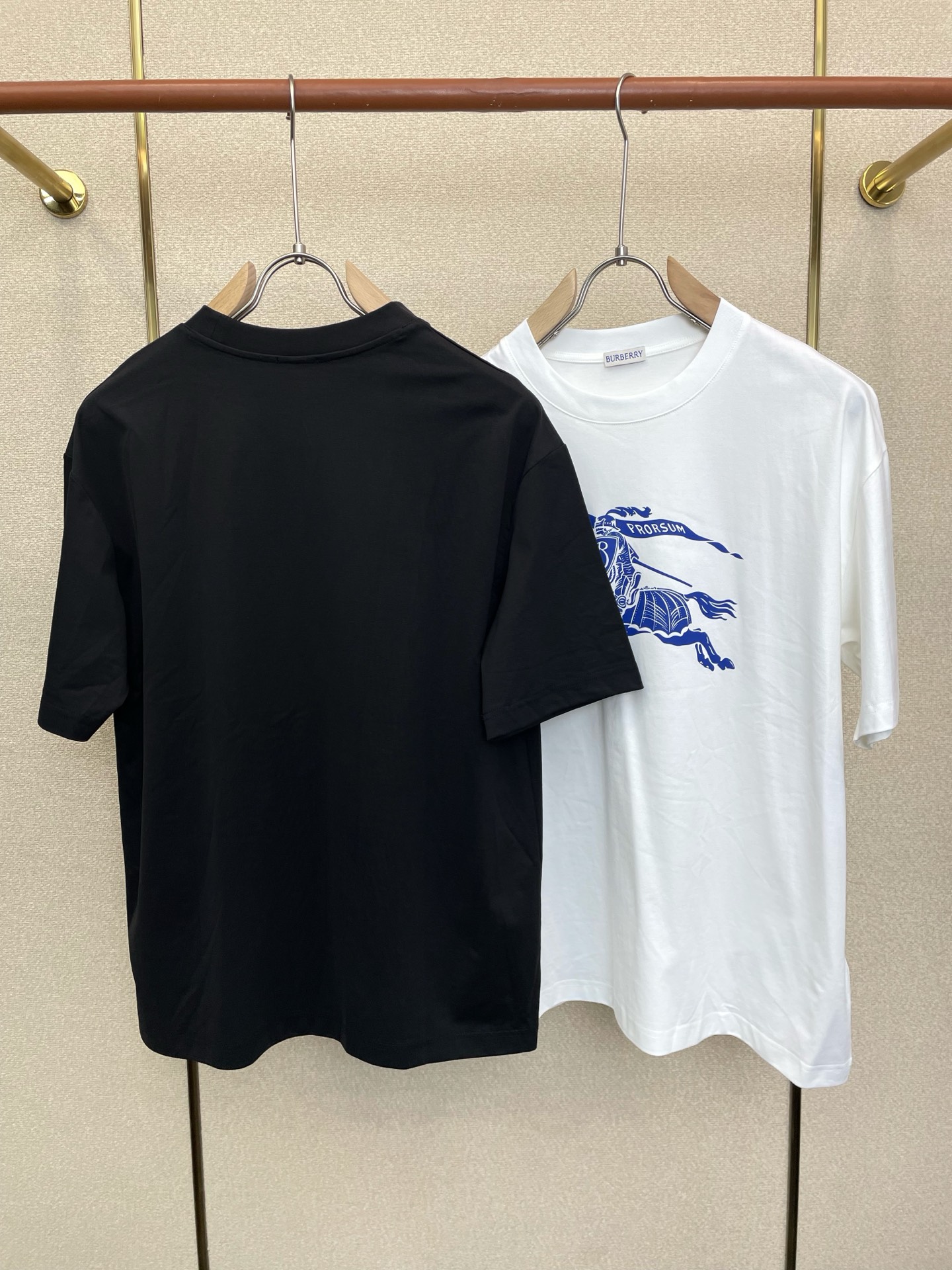 。Burberry巴宝莉💥独家专供新款原单男士休闲短袖 高端定制 高端版本 时尚百搭爆款⚠️⚠️✨✨进口