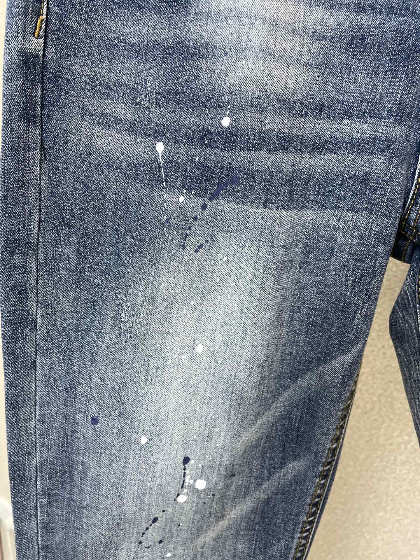 。Moncler蒙口💥砸锅卖铁都要上的新款新款休闲牛仔裤👖高端版本 专柜定制面料 透气舒适度高，细节无可