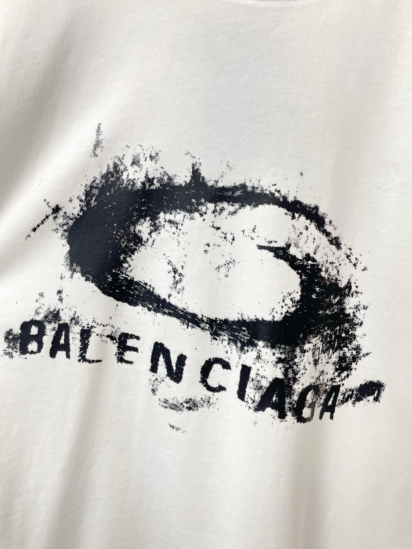 。Balenciaga巴黎世家💥砸锅卖铁都要上的新款新款原单男士休闲短袖 高端定制 高端版本 时尚百搭爆