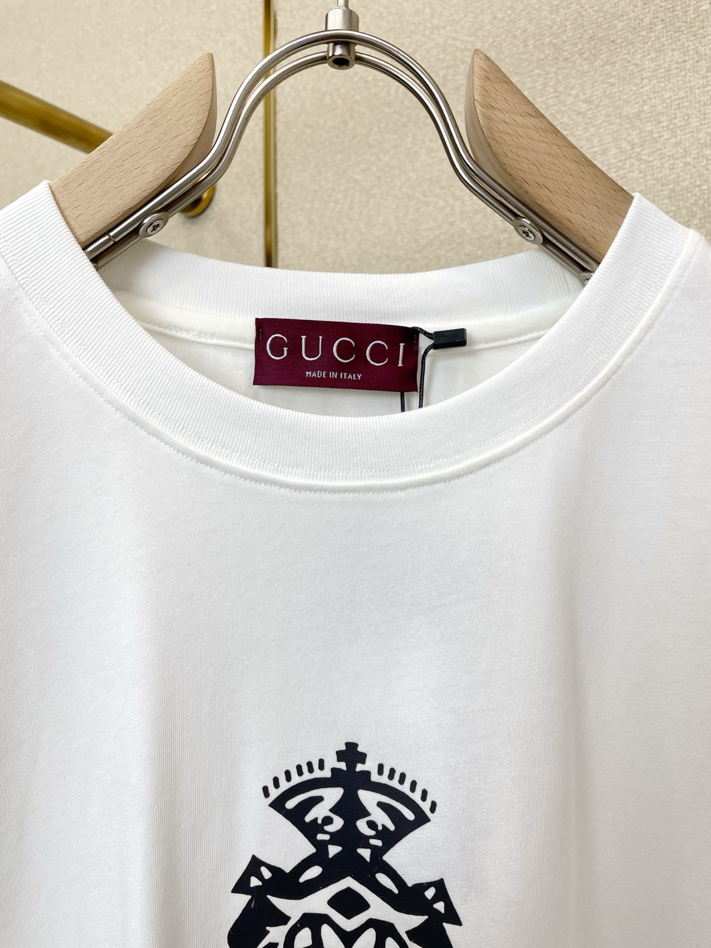 。Gucci古驰💥砸锅卖铁都要上的新款新款原单男士休闲短袖 高端定制 高端版本 时尚百搭爆款⚠️⚠️✨✨