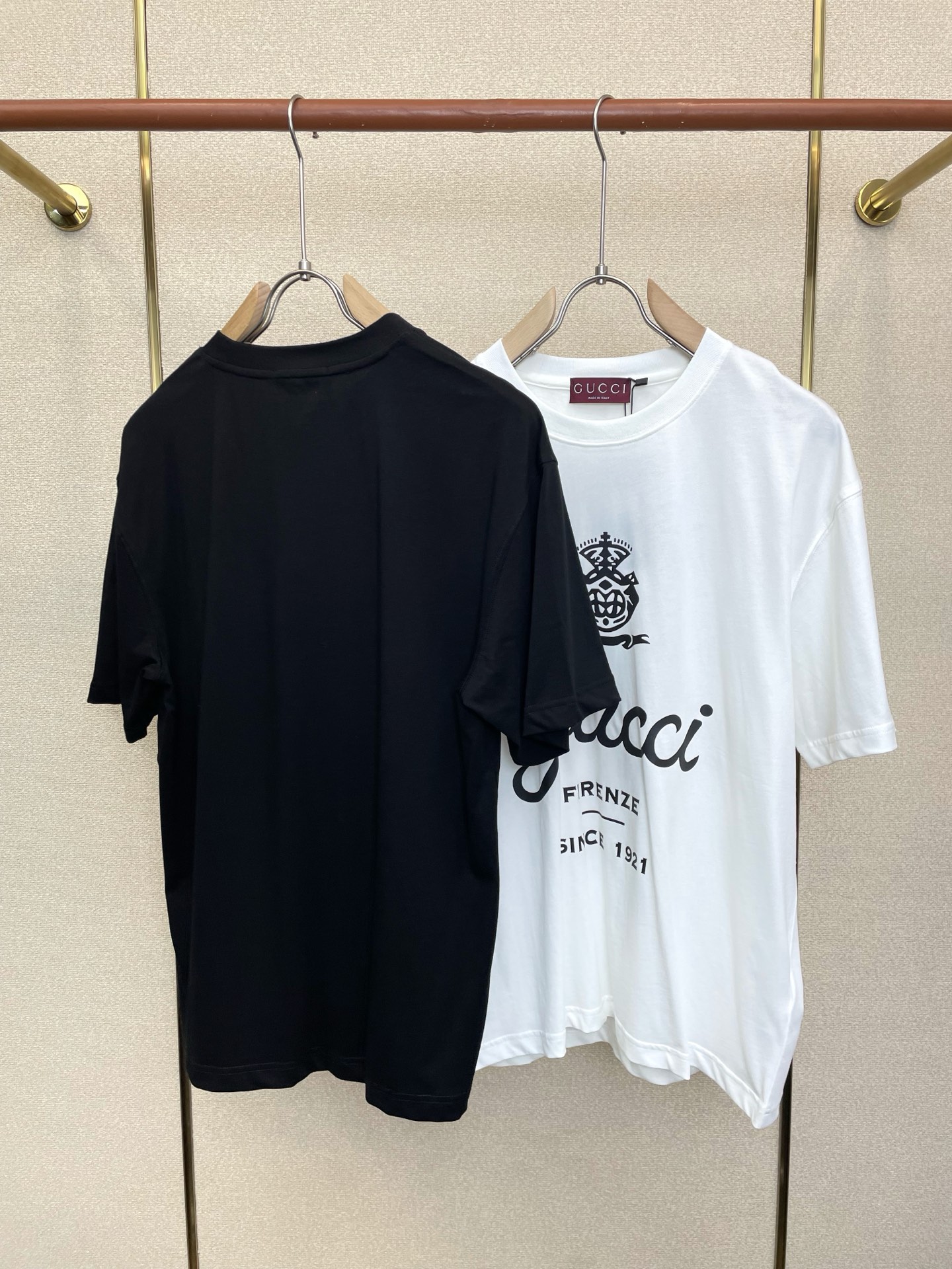 。Gucci古驰💥砸锅卖铁都要上的新款新款原单男士休闲短袖 高端定制 高端版本 时尚百搭爆款⚠️⚠️✨✨
