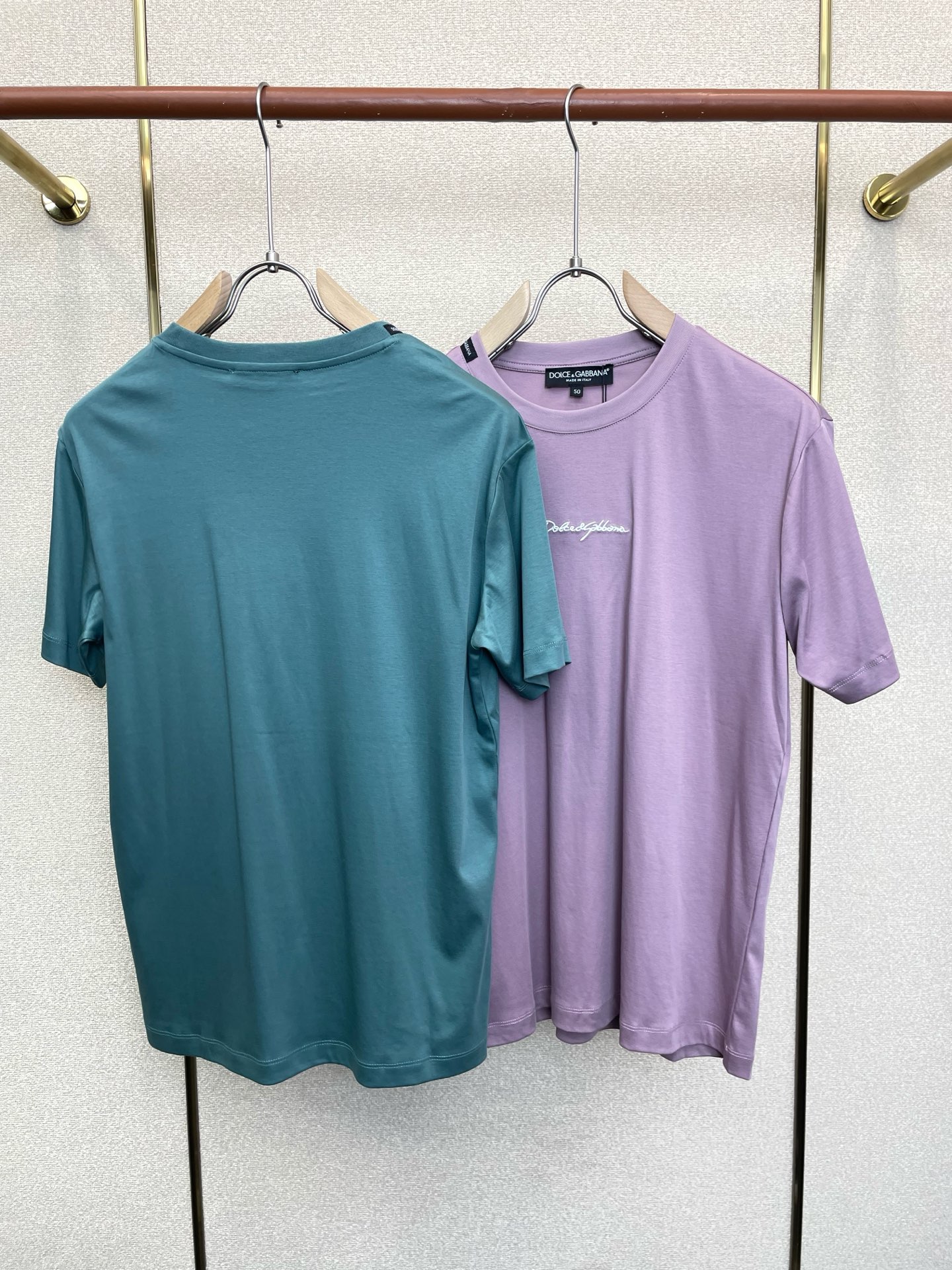 。Dolce&Gabbana杜嘉班纳💥砸锅卖铁都要上的新款新款原单男士休闲短袖 高端定制 高端版本 时尚
