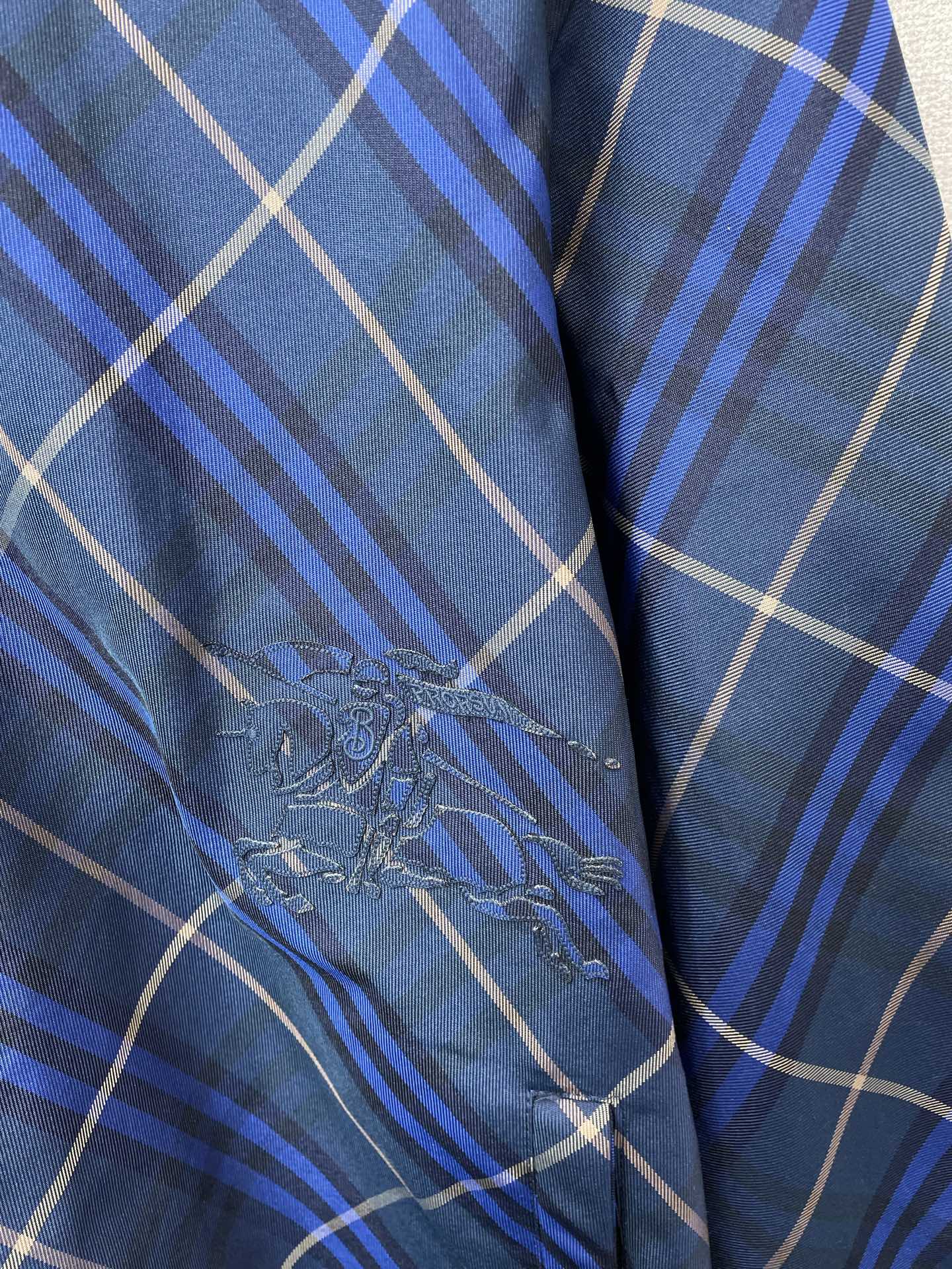 。Burberry巴宝莉💥砸锅卖铁都要上的新款新款原单男士休闲连帽外套 高端定制 高端版本 时尚百搭爆款