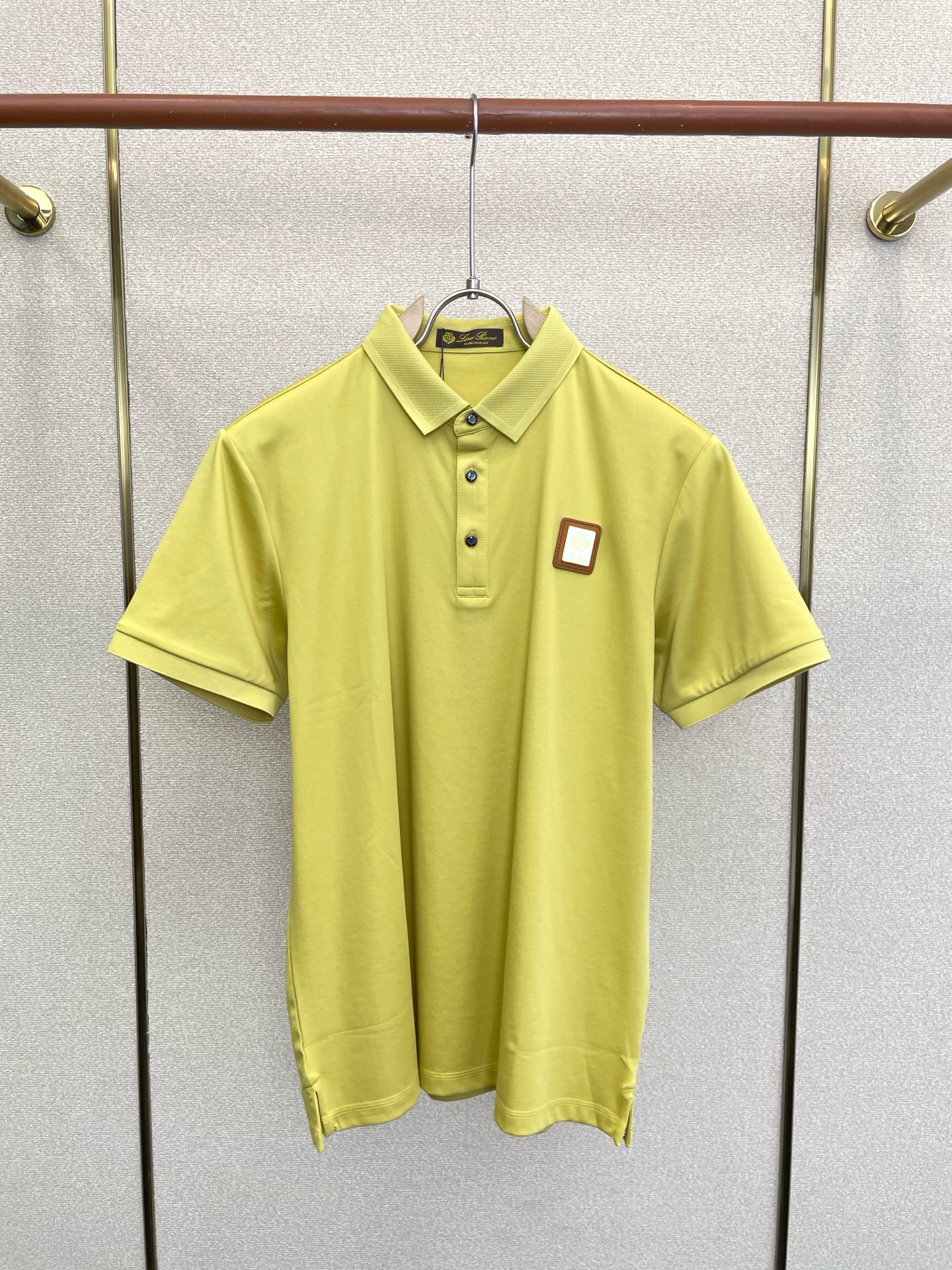 。Loro Piana-Loro Piana诺悠翩雅💥砸锅卖铁都要上的新款新款原单男士休闲短袖 高端定制