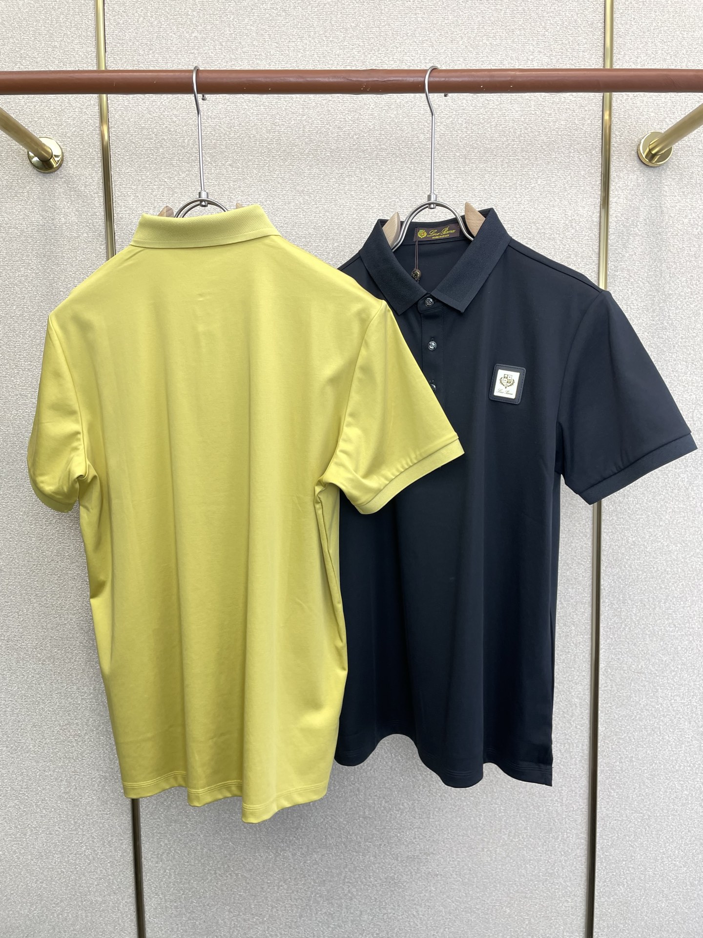 。Loro Piana-Loro Piana诺悠翩雅💥砸锅卖铁都要上的新款新款原单男士休闲短袖 高端定制