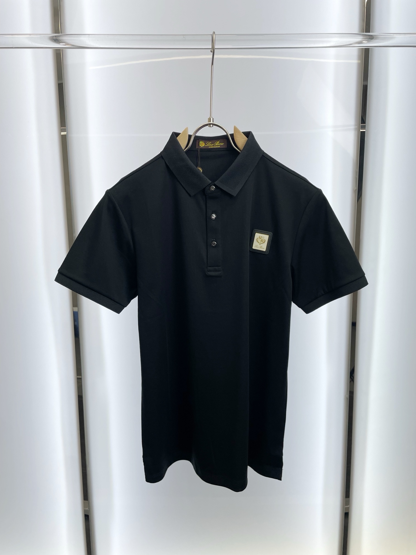 。Loro Piana-Loro Piana诺悠翩雅💥砸锅卖铁都要上的新款新款原单男士休闲短袖 高端定制