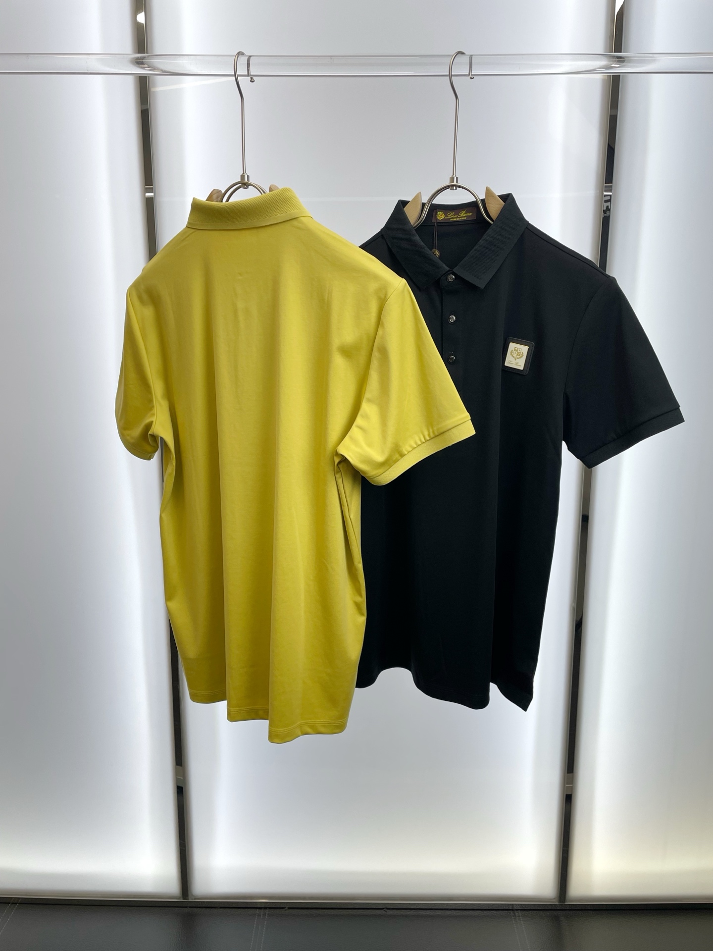 。Loro Piana-Loro Piana诺悠翩雅💥砸锅卖铁都要上的新款新款原单男士休闲短袖 高端定制
